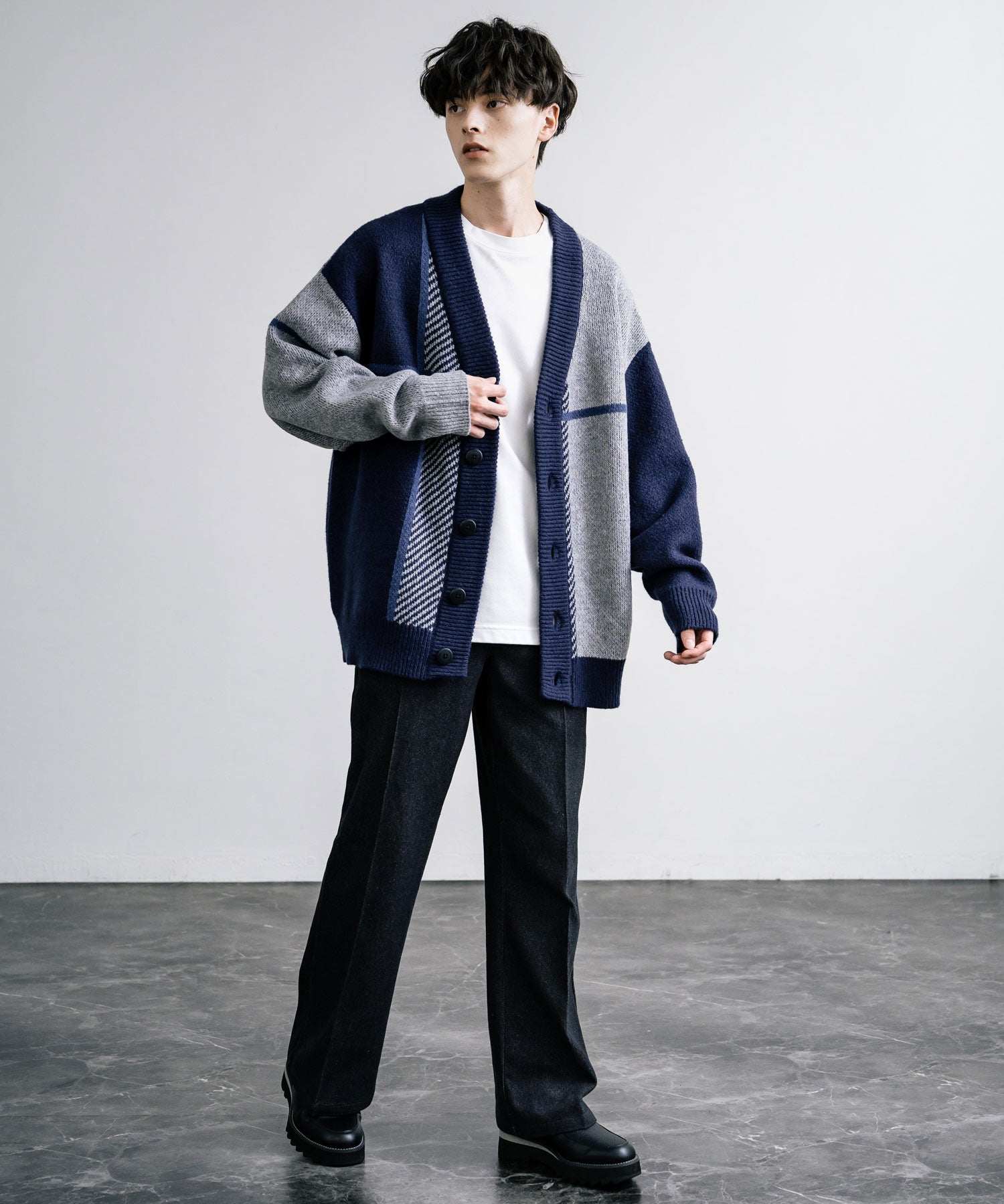 オーバーサイズ 7Gクロスチェック柄Vネックカーディガン – Rocky Monroe