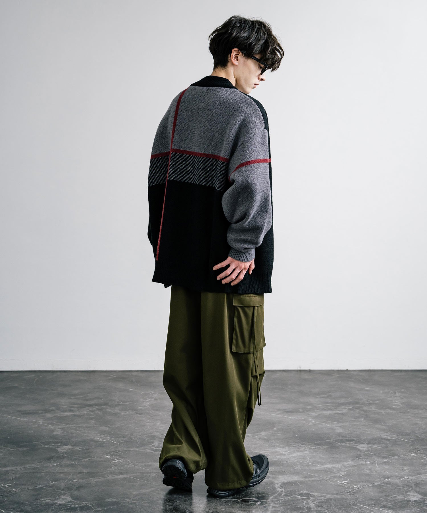 オーバーサイズ 7Gクロスチェック柄Vネックカーディガン – Rocky Monroe