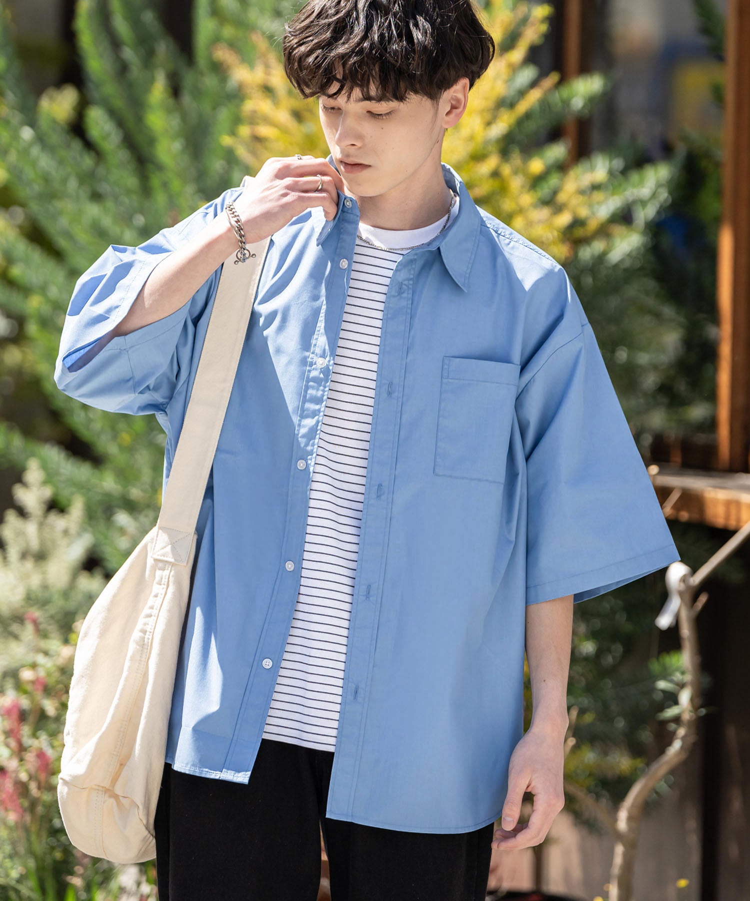 ストライプ柄レギュラーカラー半袖シャツ 13977