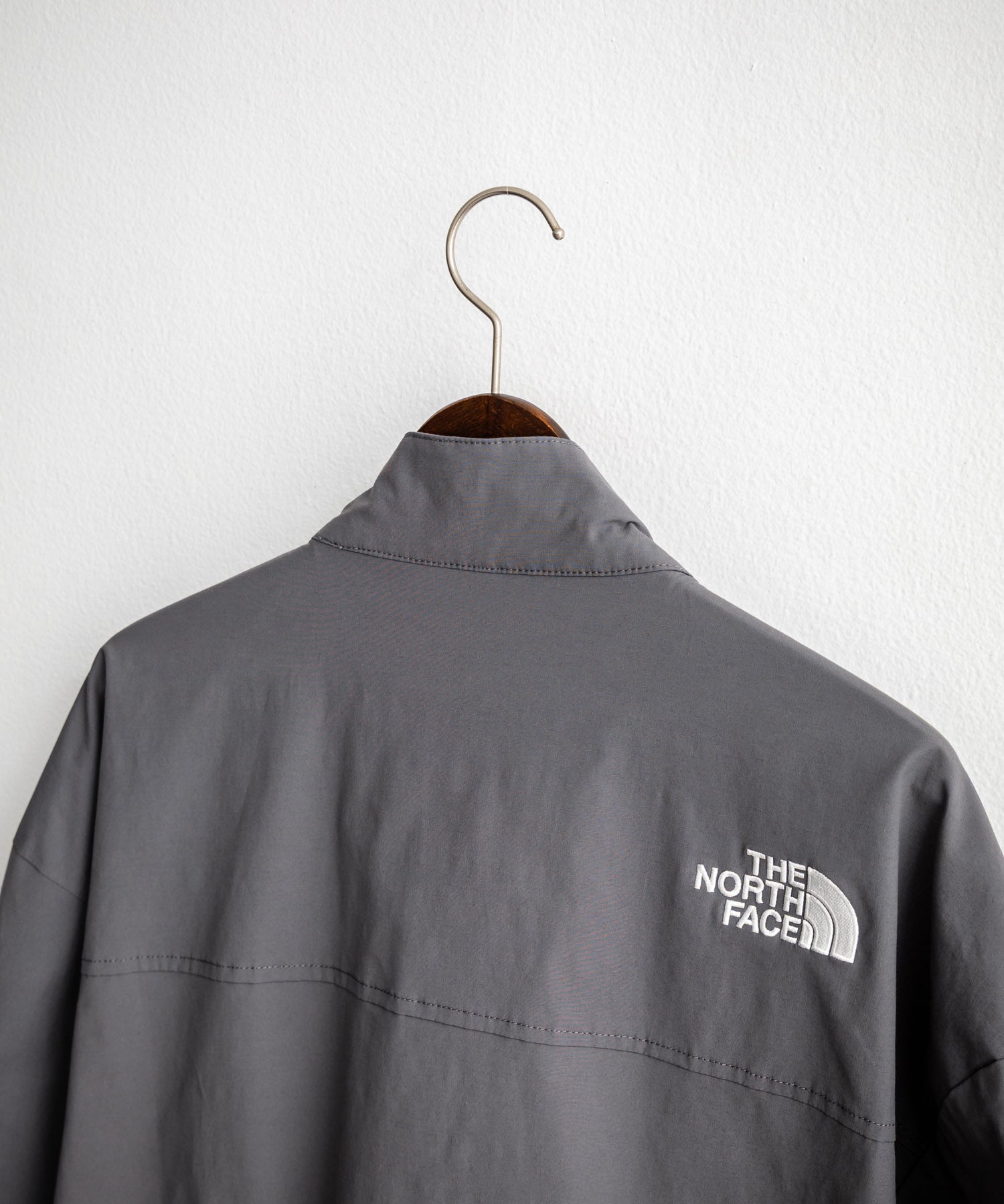 日本未展開モデル THE NORTH FACE ザ・ノースフェイス NEILTON JACKET WHITE LABEL ホワイトレーベル ナイロンジャケット 15062