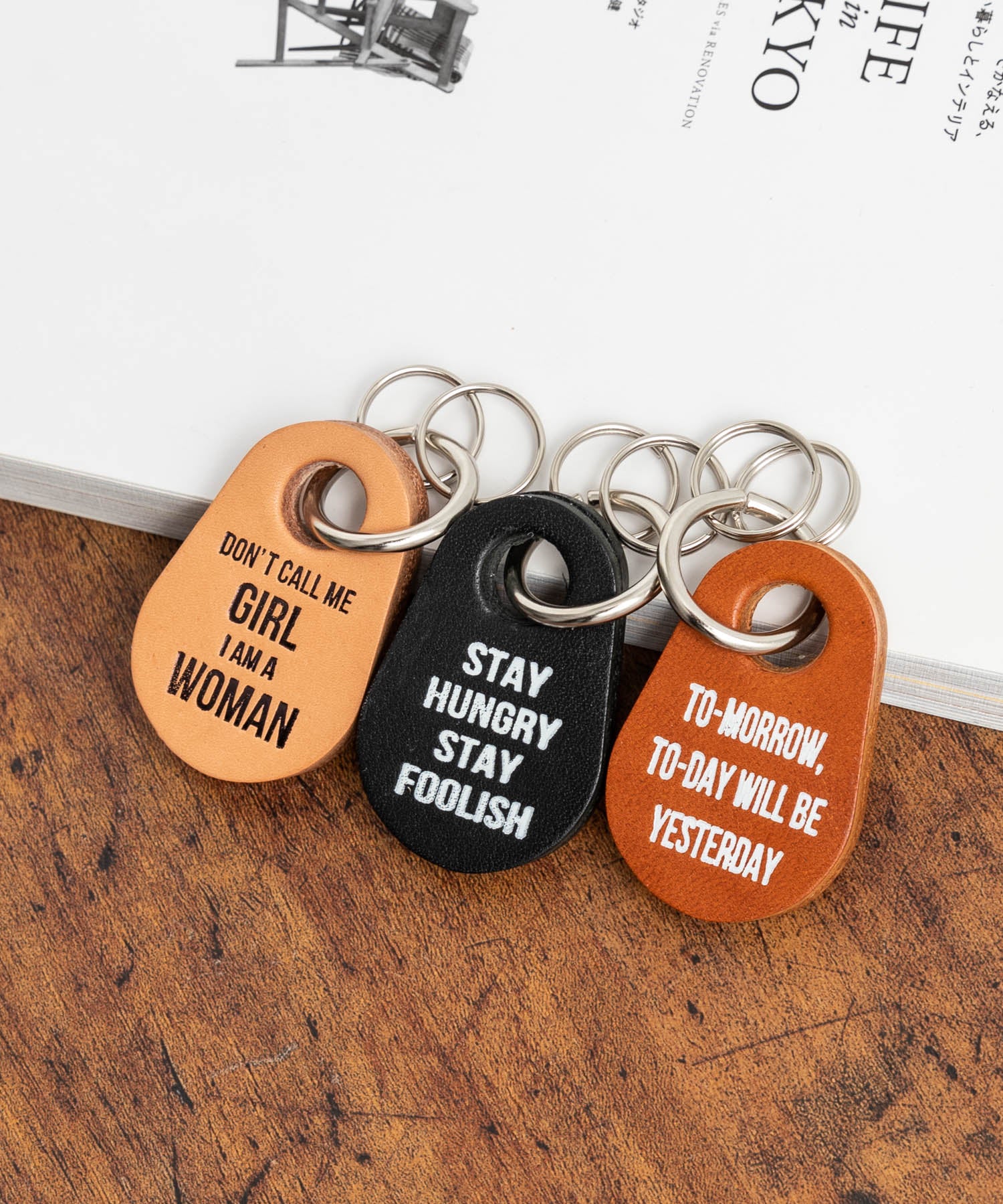 Butler Verner Sails 日本製 COWタグ レザーキーチャーム 12765