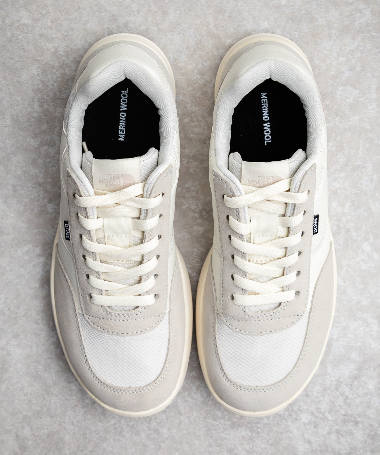 THE NORTH FACE DOME レースアップスニーカー ランニングシューズ	15381