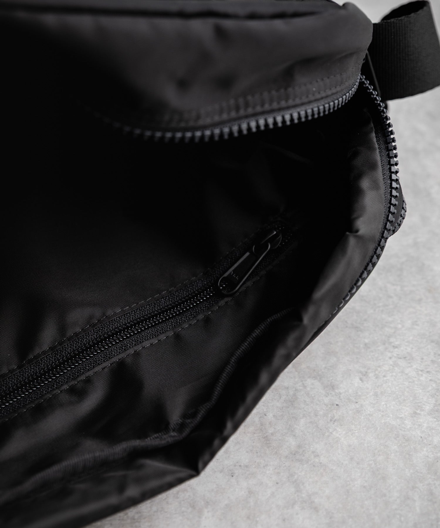 THE NORTH FACE ザ・ノースフェイス TRAVEL CROSS BAG L トラベルクロスバッグ/ショルダーバッグ 16013