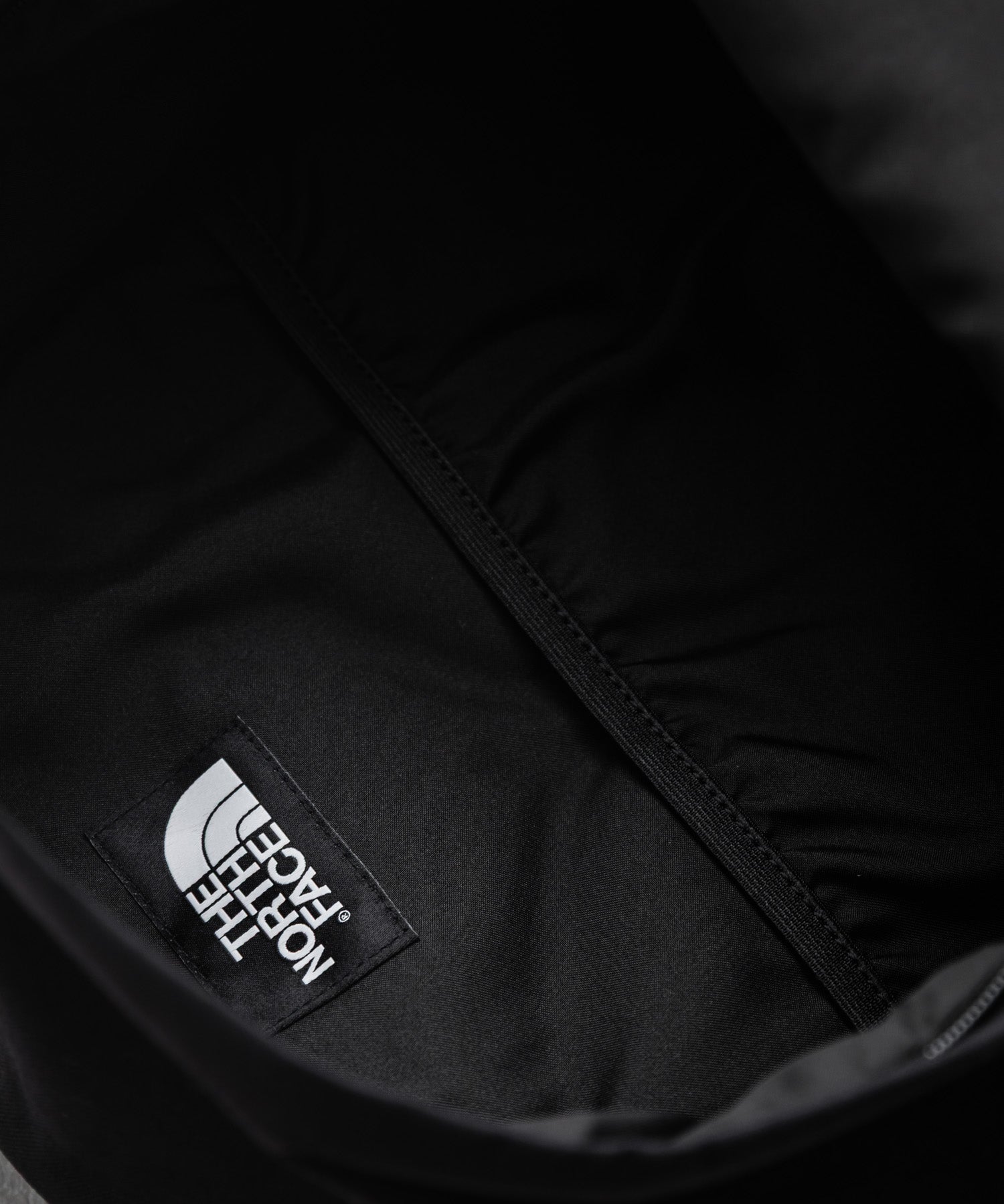 THE NORTH FACE ザ・ノースフェイス TNF DAY PACK M デイパック/ナイロンリュック 15649