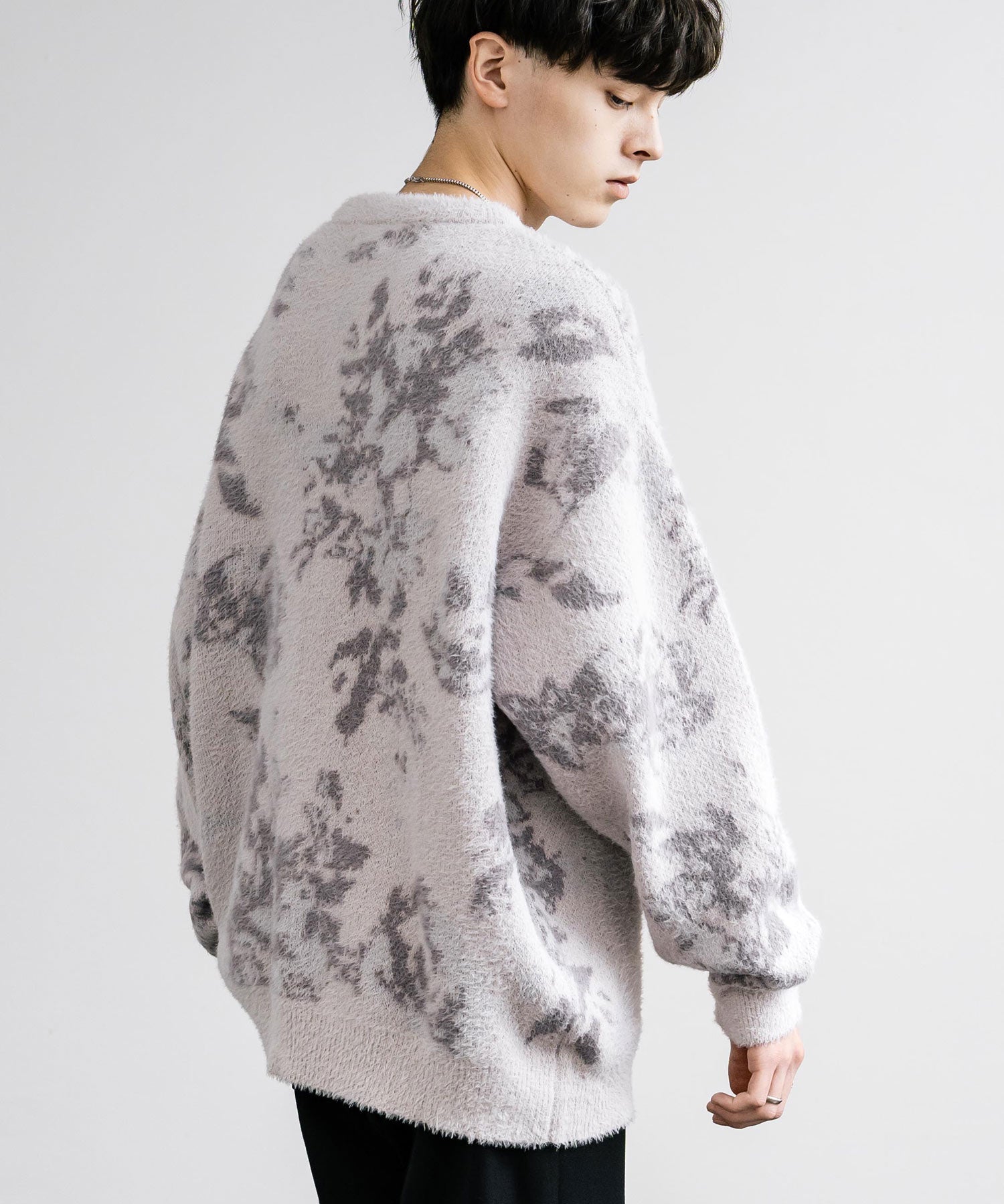 新色追加 フェザーヤーン オーバーサイズフラワー柄クルーネックニット 14031