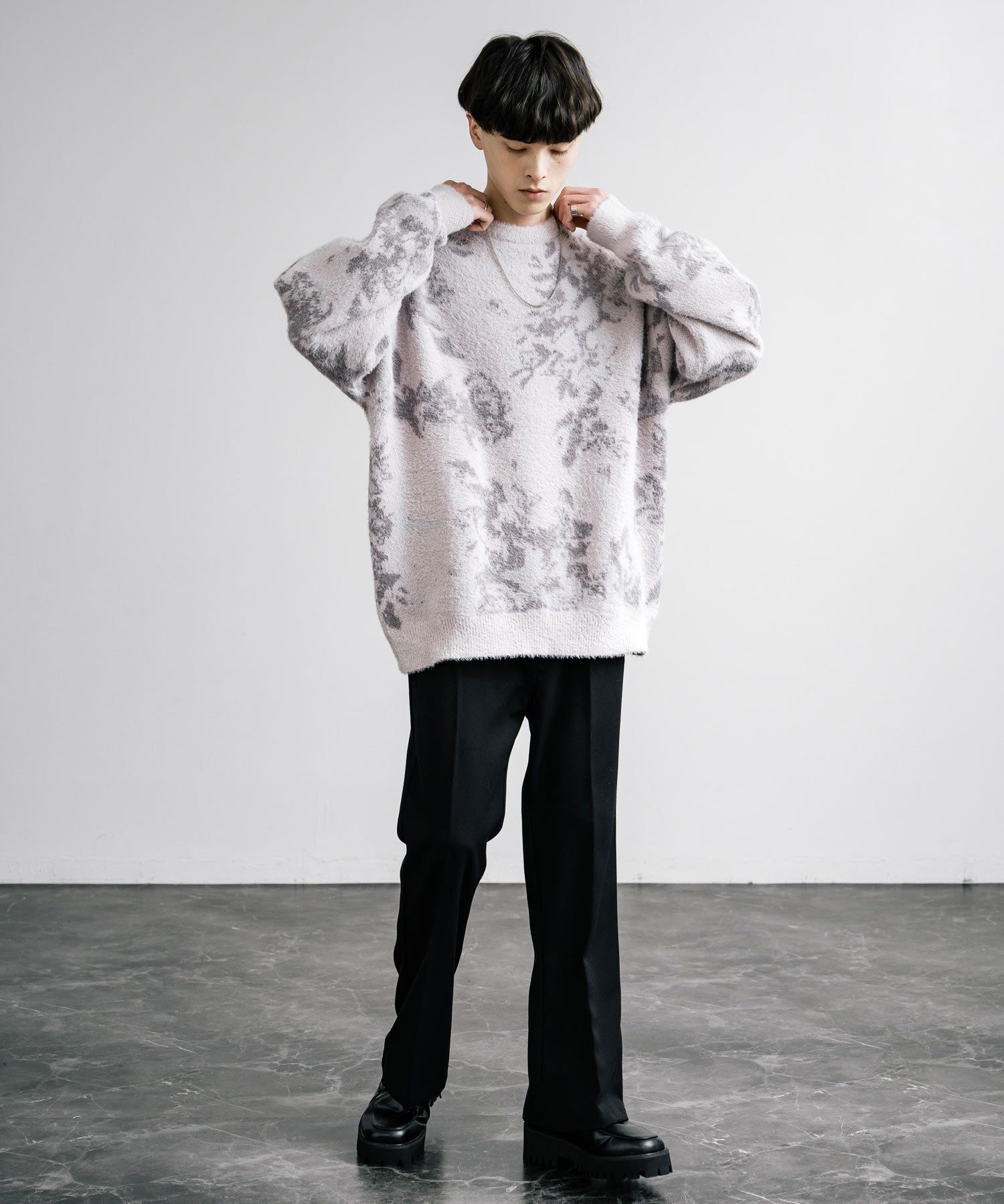 新色追加 フェザーヤーン オーバーサイズフラワー柄クルーネックニット 14031