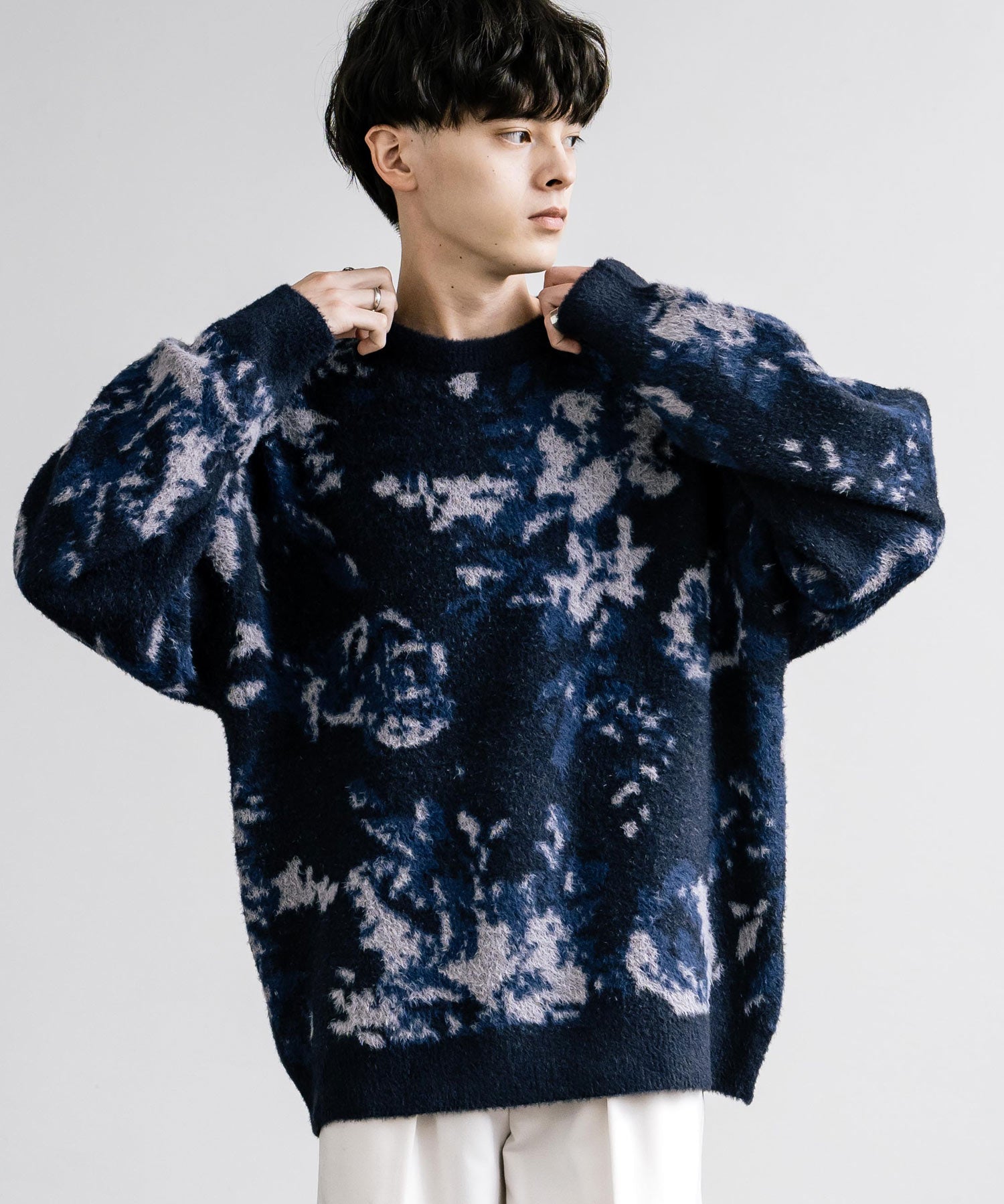 新色追加 フェザーヤーン オーバーサイズフラワー柄クルーネックニット 14031