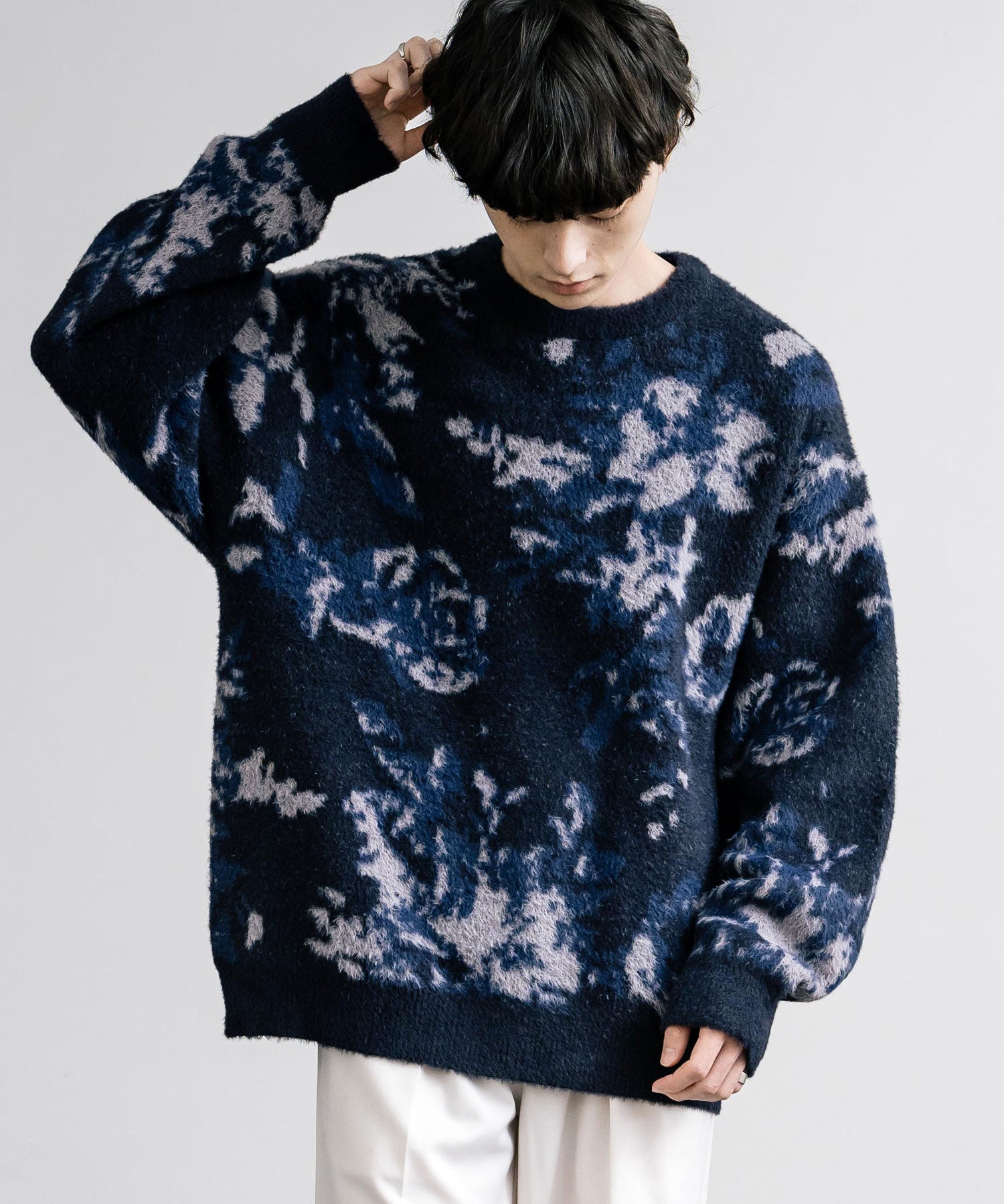 新色追加 フェザーヤーン オーバーサイズフラワー柄クルーネックニット 14031