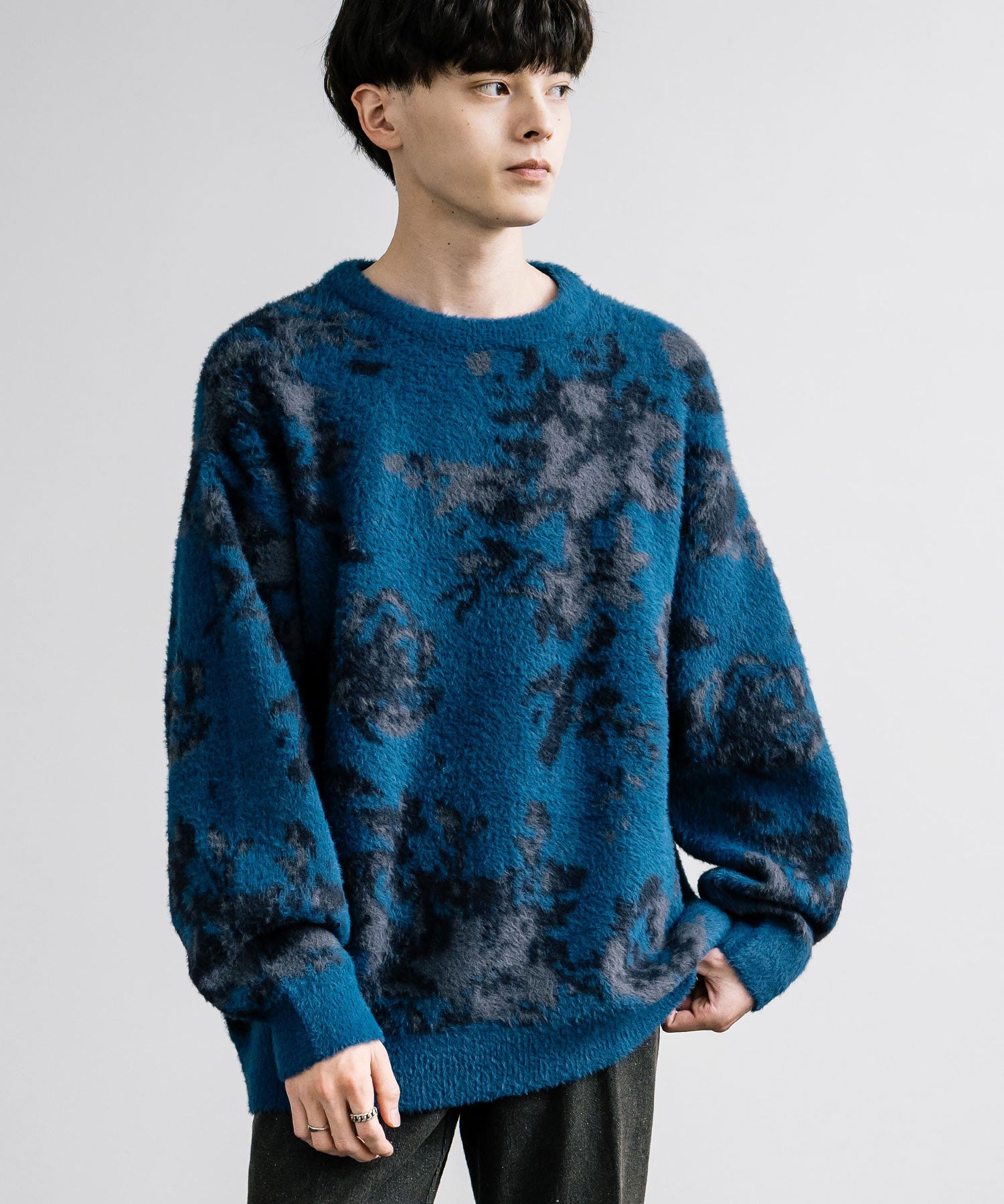 新色追加 フェザーヤーン オーバーサイズフラワー柄クルーネックニット 14031