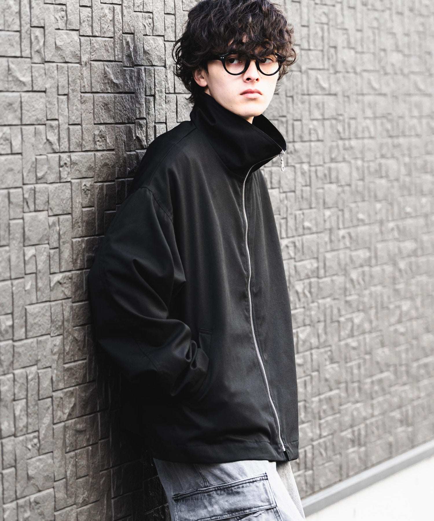 オーバーサイズTRストレッチスタンドカラージャケット ジップアップショートブルゾン 14120