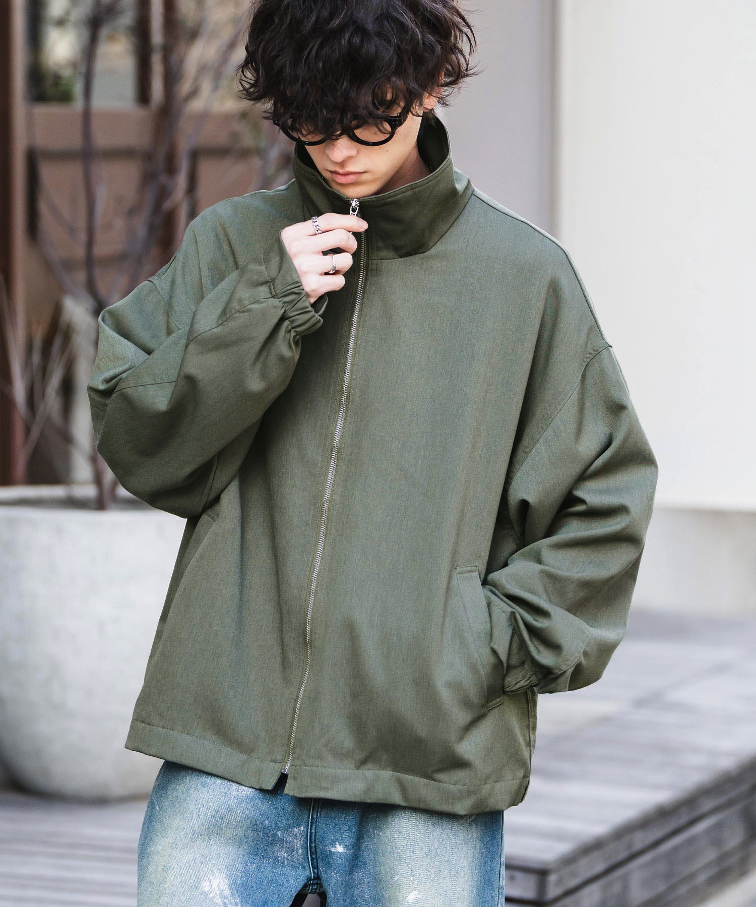 オーバーサイズTRストレッチスタンドカラージャケット ジップアップショートブルゾン 14120