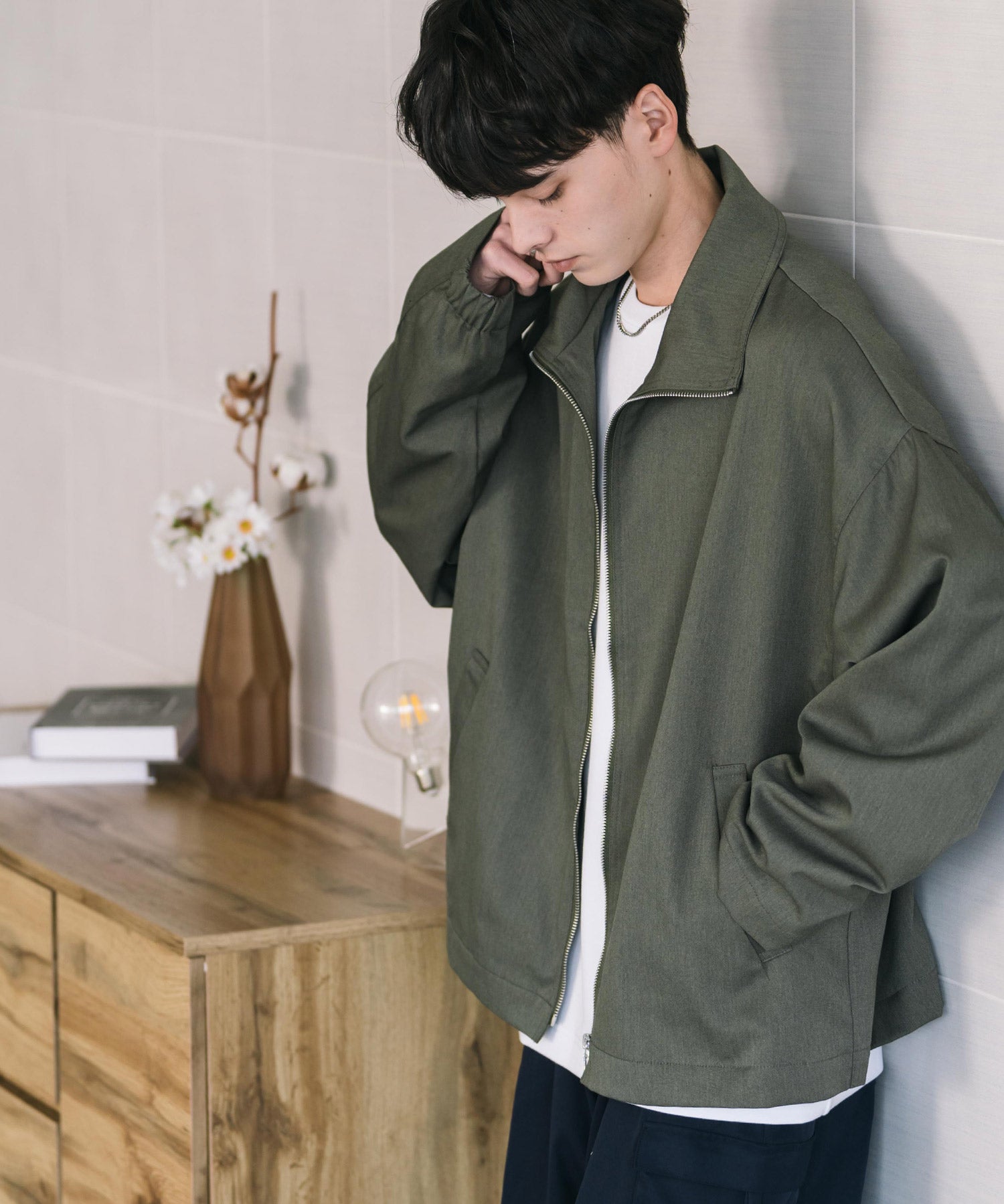 オーバーサイズTRストレッチスタンドカラージャケット ジップアップショートブルゾン 14120