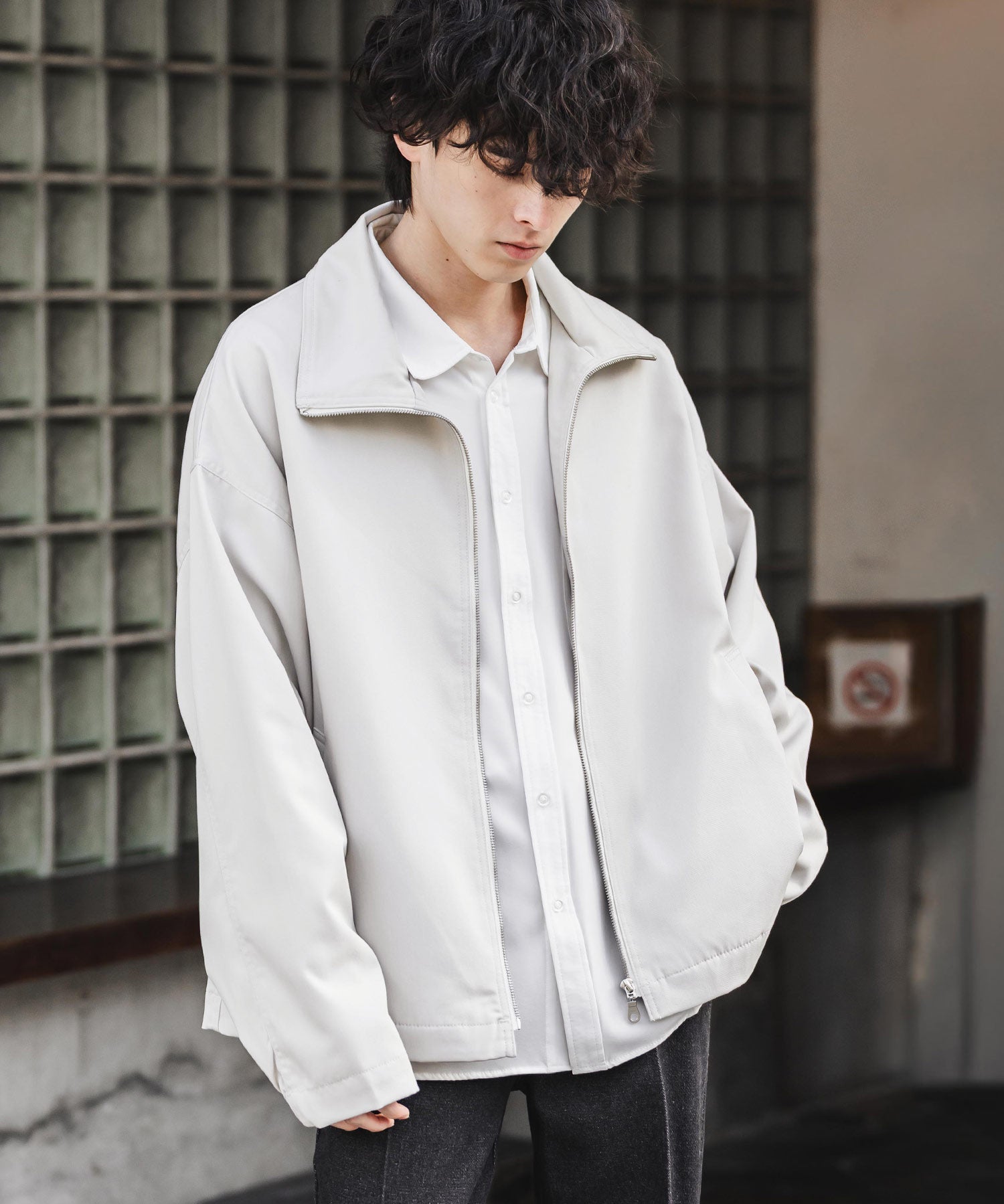 オーバーサイズTRストレッチスタンドカラージャケット ジップアップショートブルゾン 14120