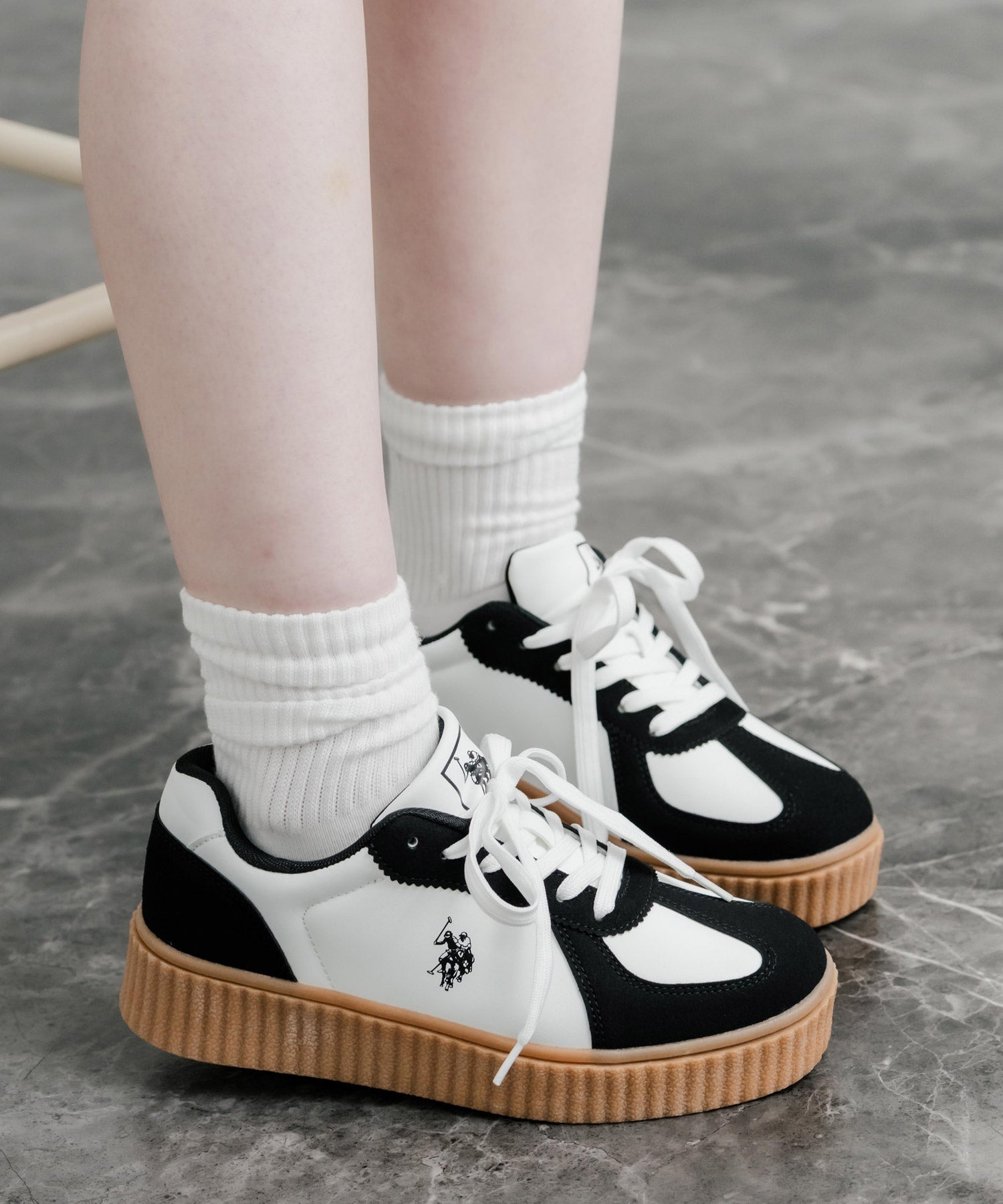 新色追加 U.S. POLO ASSN. ユーエスポロアッスン 厚底ボリュームソールコンビネーションレースアップスニーカー 14137