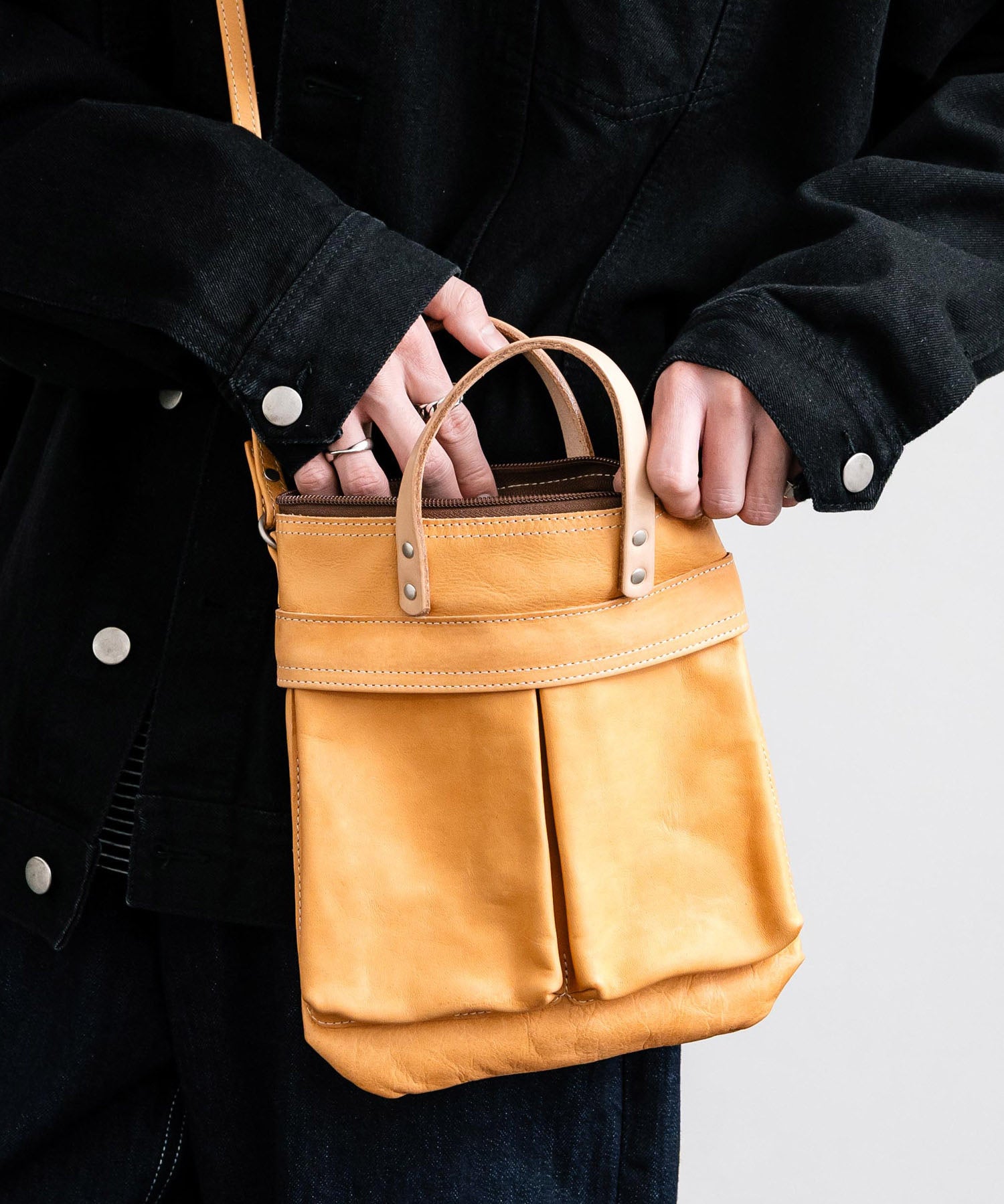 Butler Verner Sails バトラーバーナーセイルズ 日本製 国産ホースレザーミニヘルメットバッグ JA-2928 14269