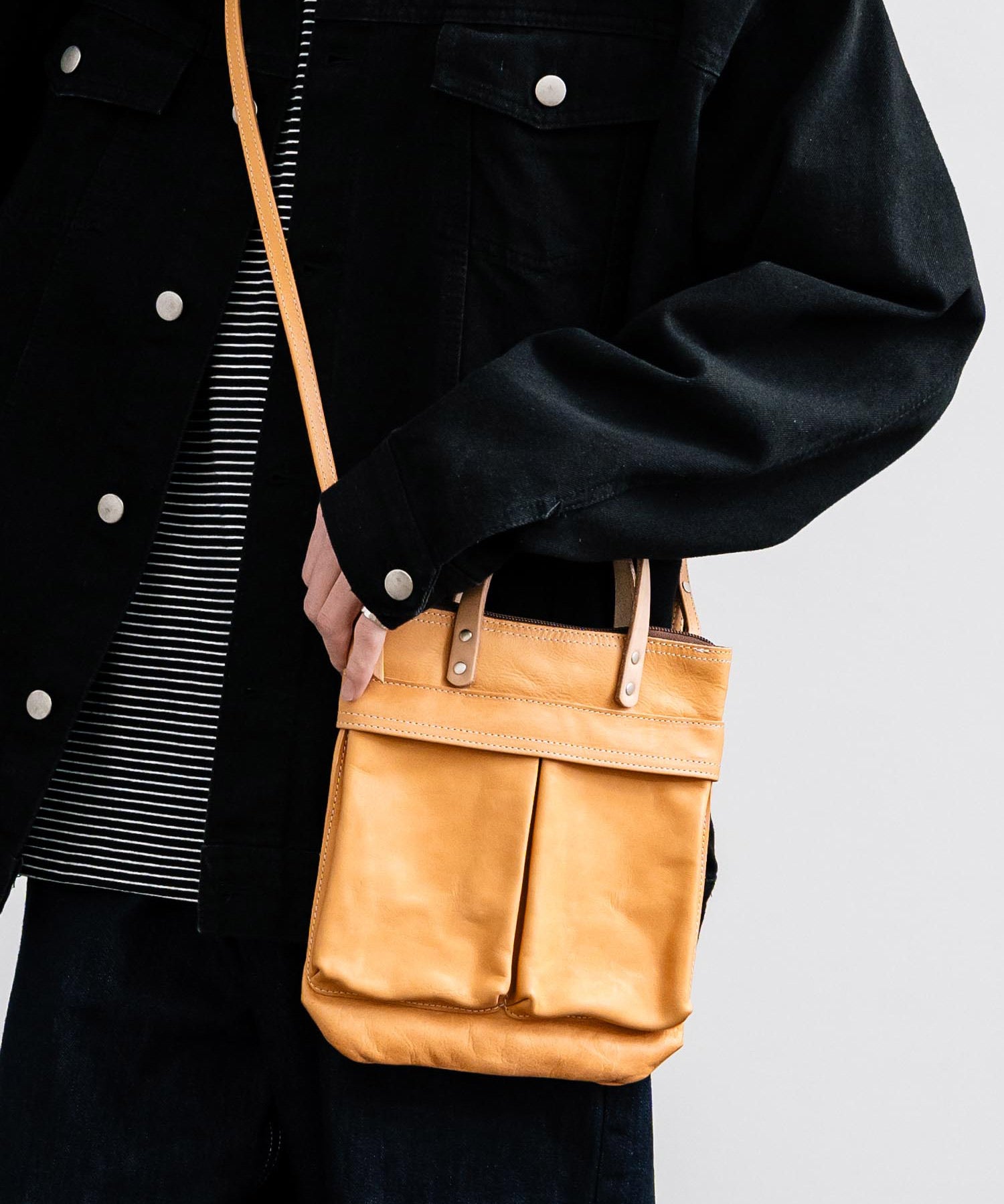 Butler Verner Sails バトラーバーナーセイルズ 日本製 国産ホースレザーミニヘルメットバッグ JA-2928 14269