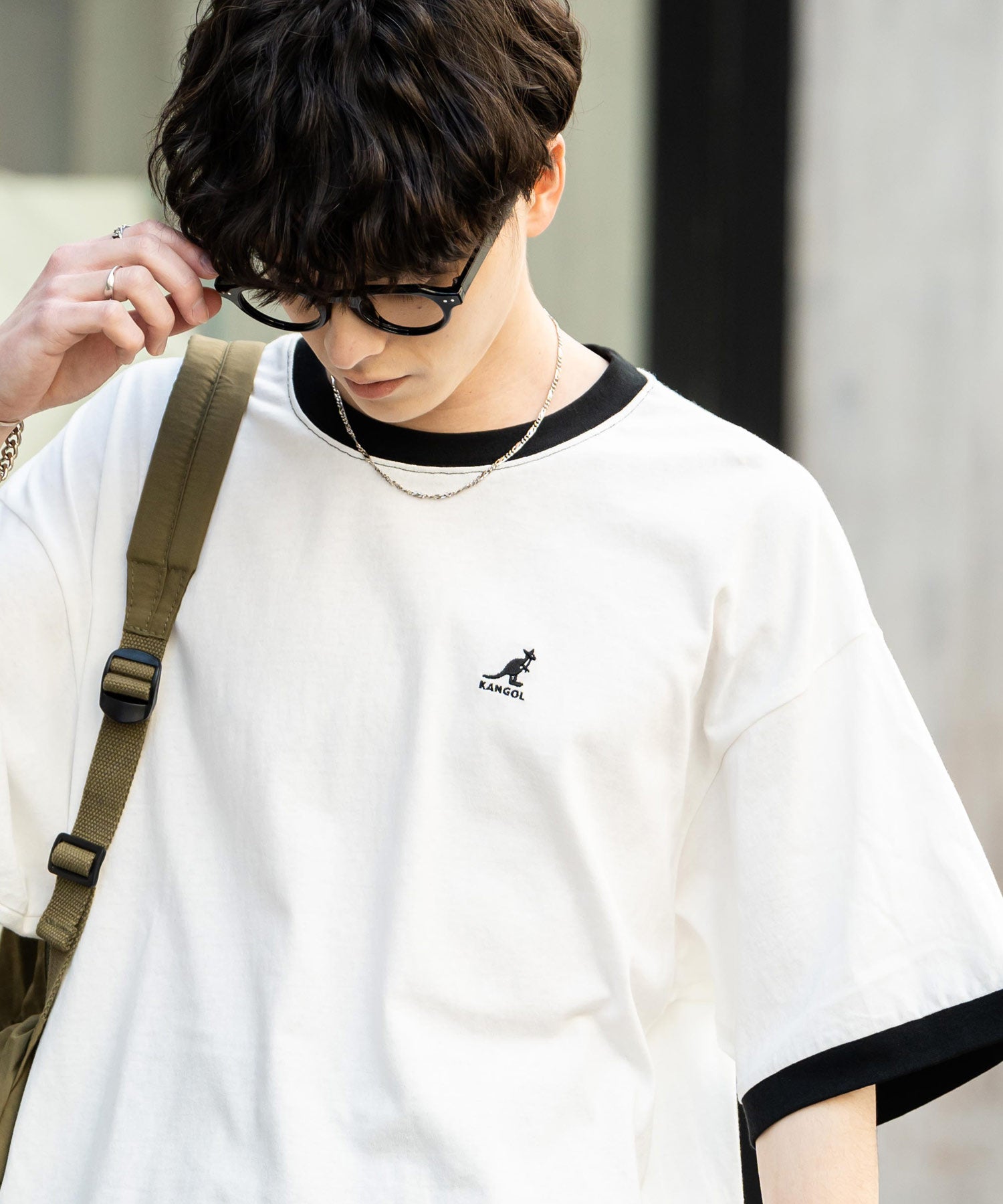 KANGOL 別注コラボ ワンポイントロゴ刺繍半袖クルーネックTシャツ 無地/リンガーネック