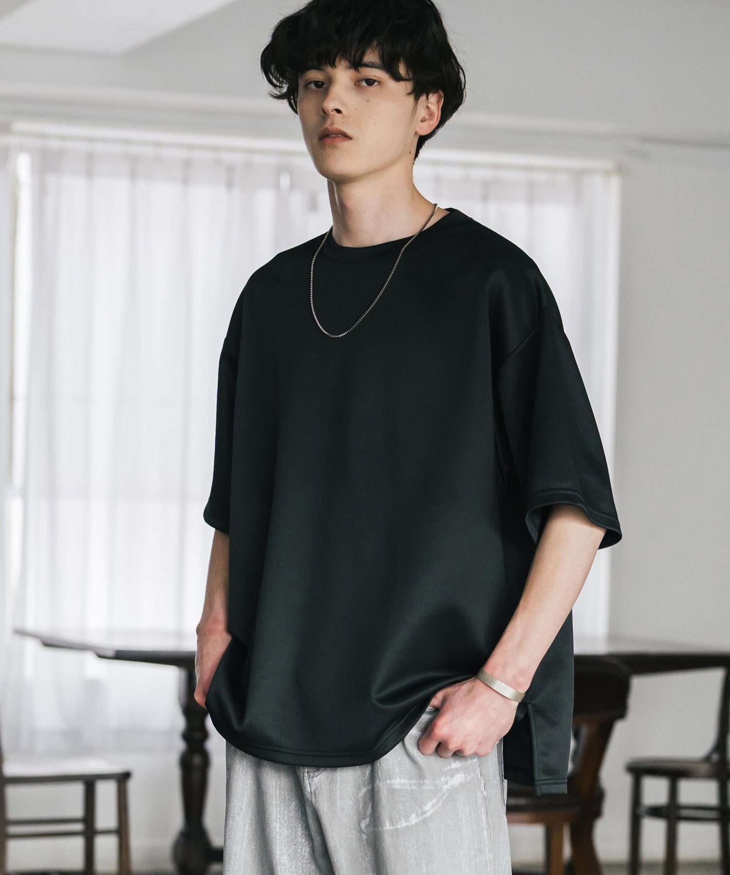 接触冷感 オーバーサイズサイドスリットダンボール半袖クルーネックTシャツ