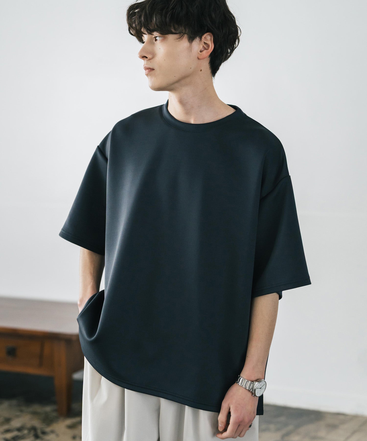 接触冷感 オーバーサイズサイドスリットダンボール半袖クルーネックTシャツ