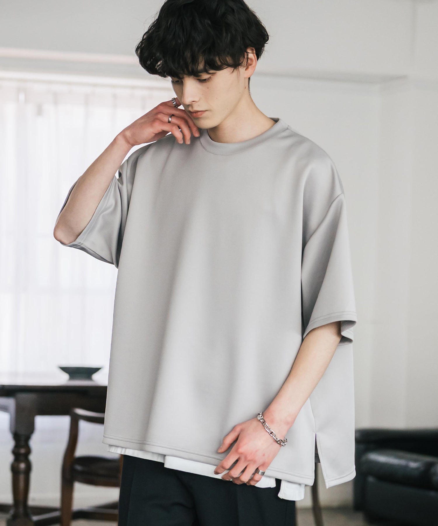 接触冷感 オーバーサイズサイドスリットダンボール半袖クルーネックTシャツ