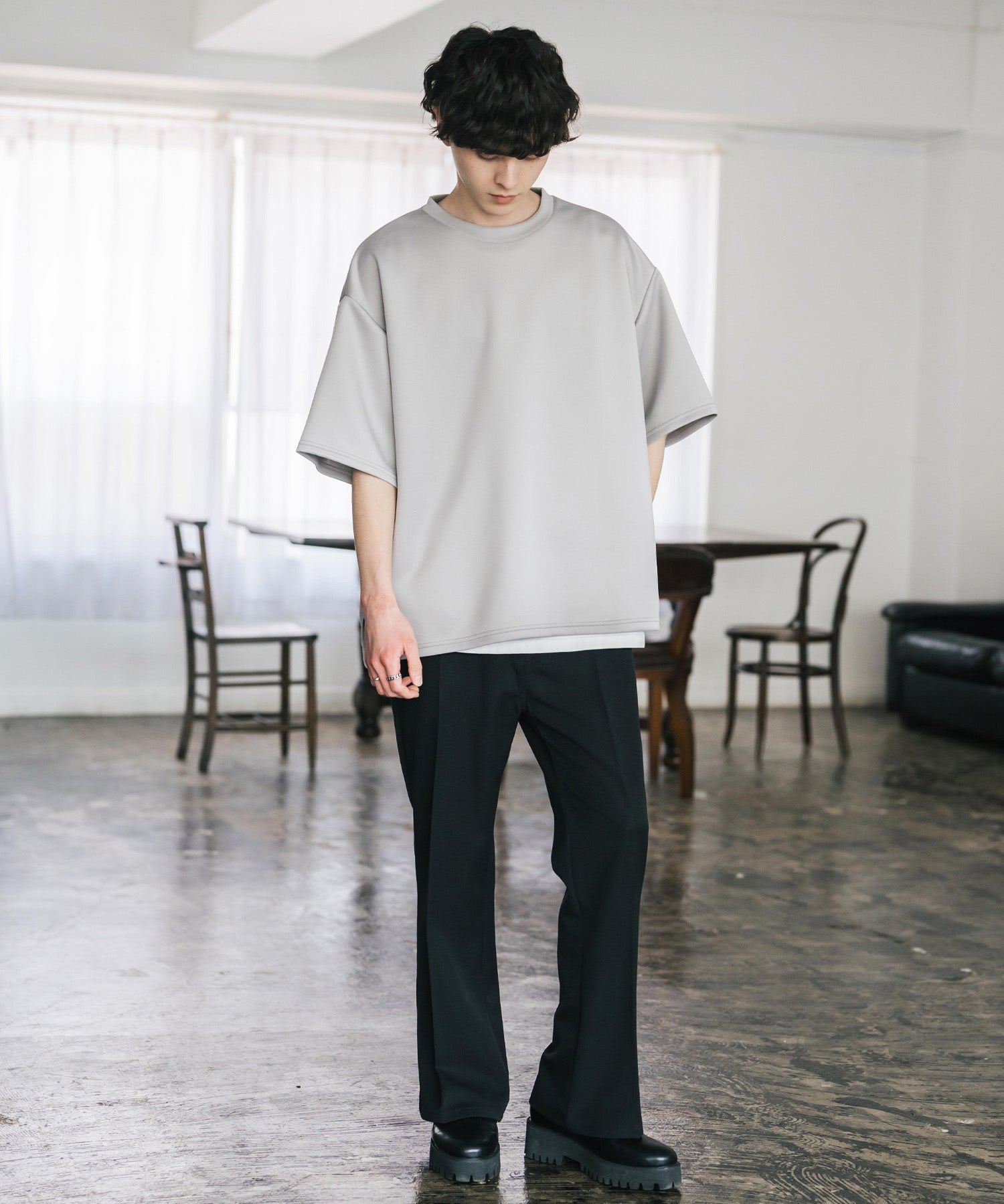 接触冷感 オーバーサイズサイドスリットダンボール半袖クルーネックTシャツ