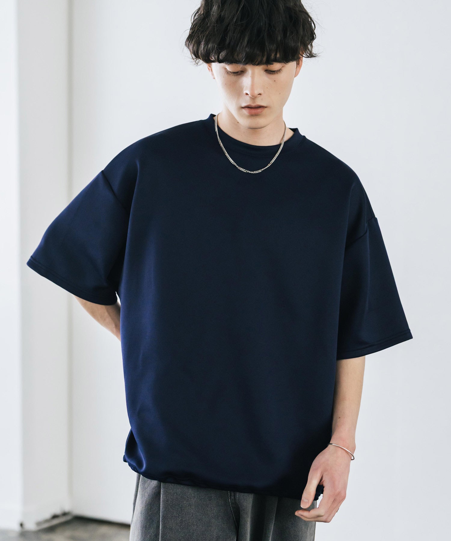 接触冷感 オーバーサイズダンボール裾ドローコード半袖クルーネックTシャツ