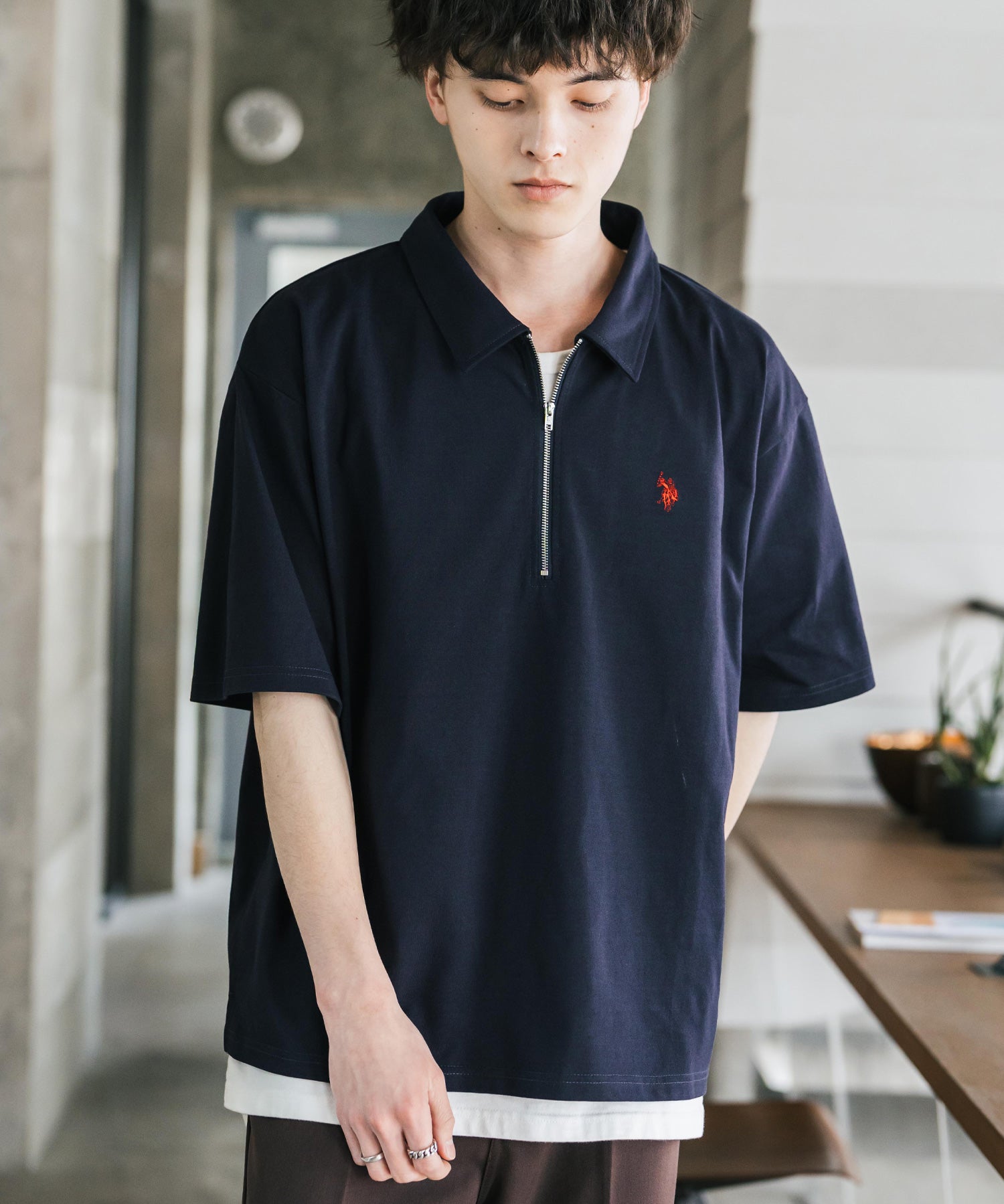 U.S. POLO ASSN. ユーエスポロアッスン 別注コラボ 無地/クレリック ワンポイントロゴ刺繍天竺ハーフジップ半袖ポロシャツ