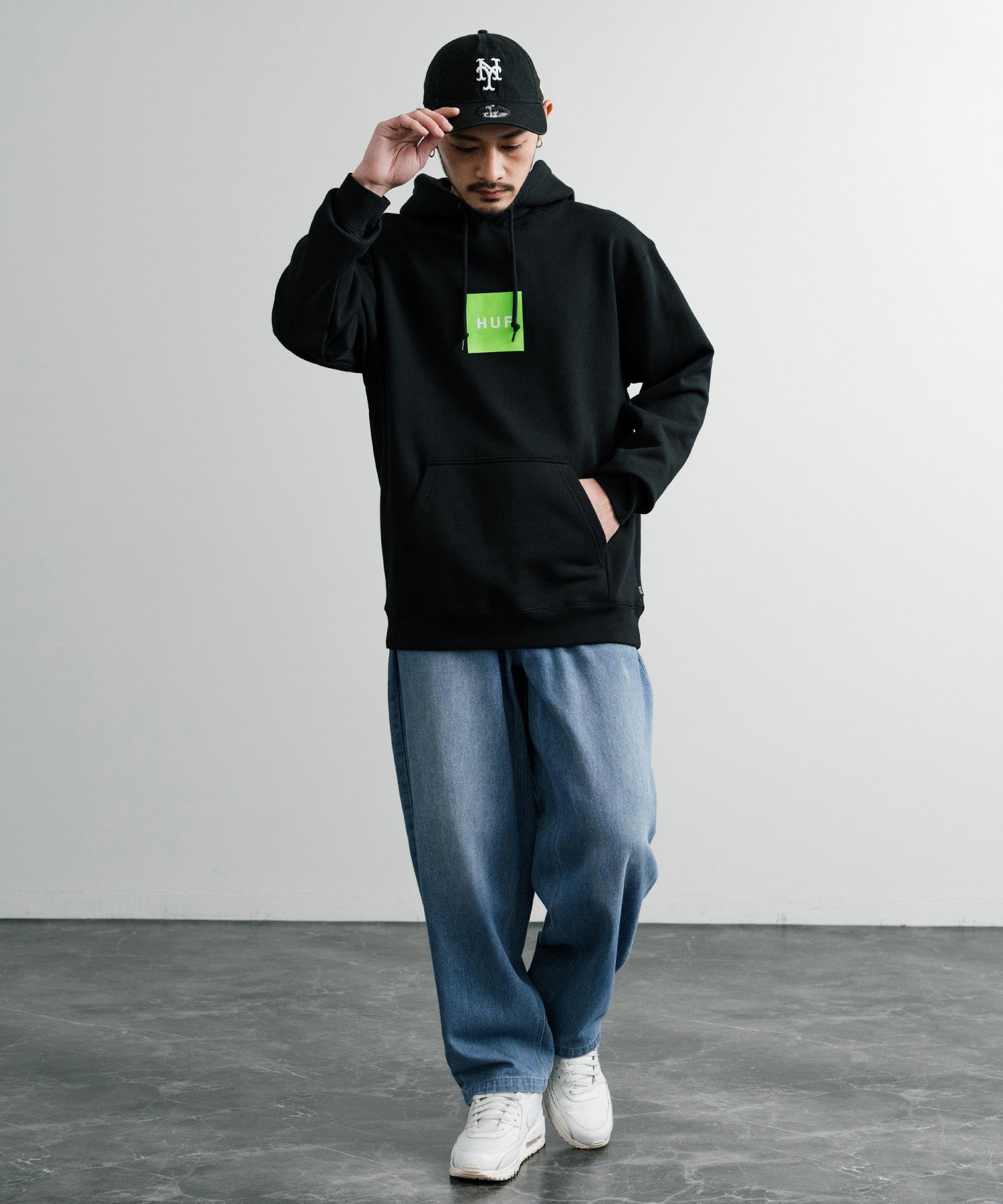 HUF ハフ SET BOX HOODIE オーバーサイズ裏起毛ロゴプルオーバーパーカー