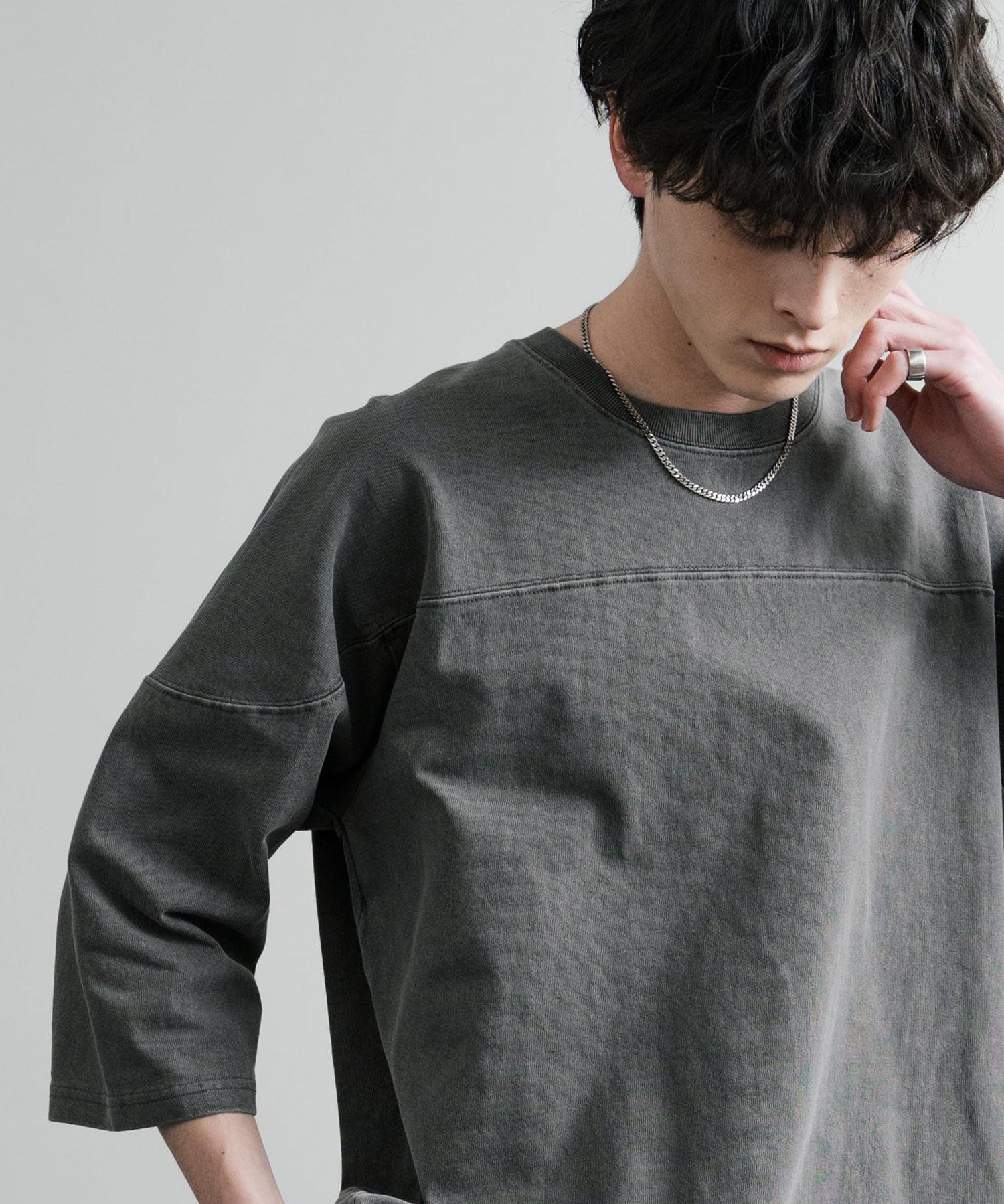 KRIFF MAYER クリフメイヤー オーバーサイズ ヘビーオンス天竺 ピグメント加工 フットボール七分袖Tシャツ 2435808
