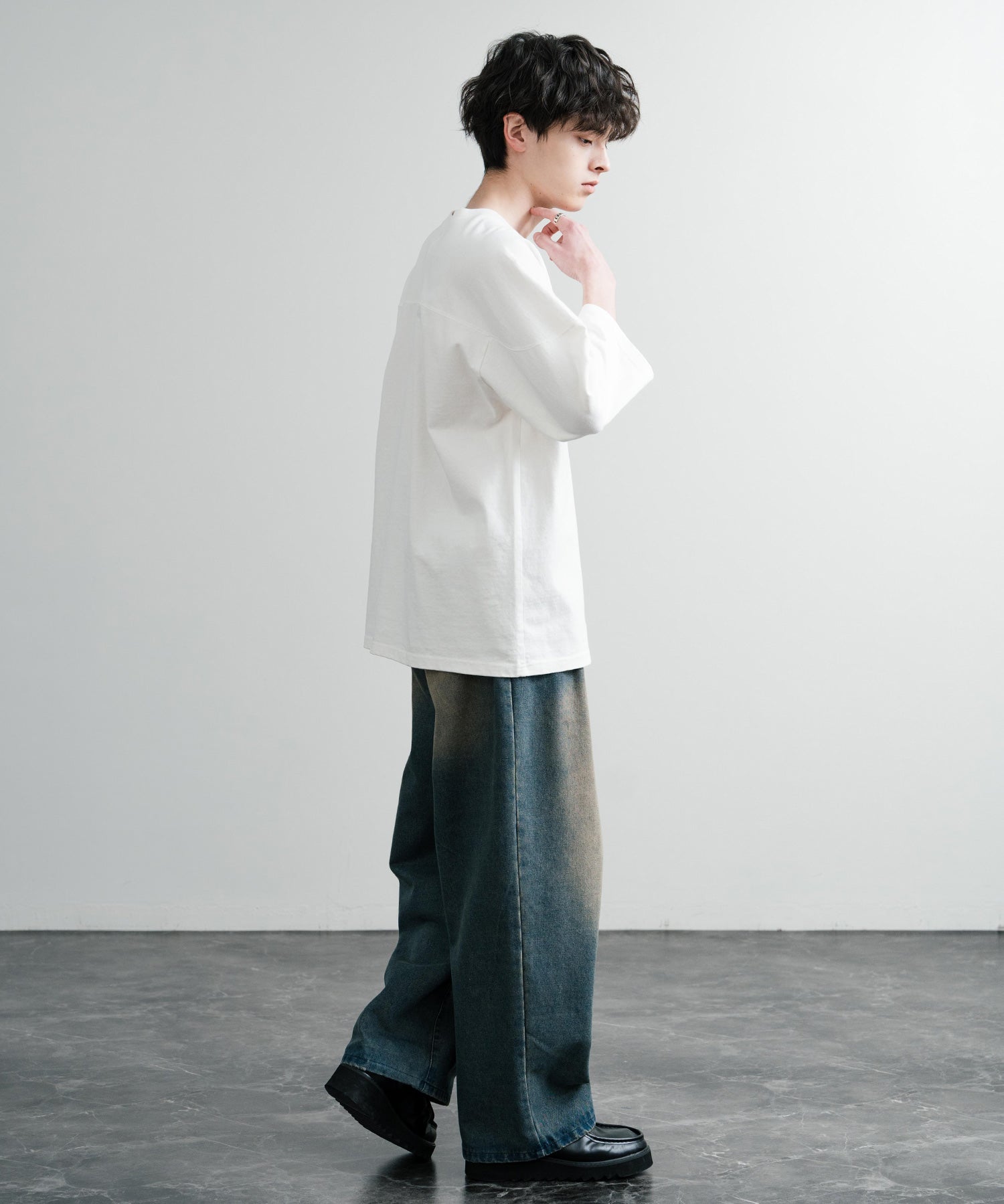 KRIFF MAYER クリフメイヤー オーバーサイズ ヘビーオンス天竺 ピグメント加工 フットボール七分袖Tシャツ 2435808