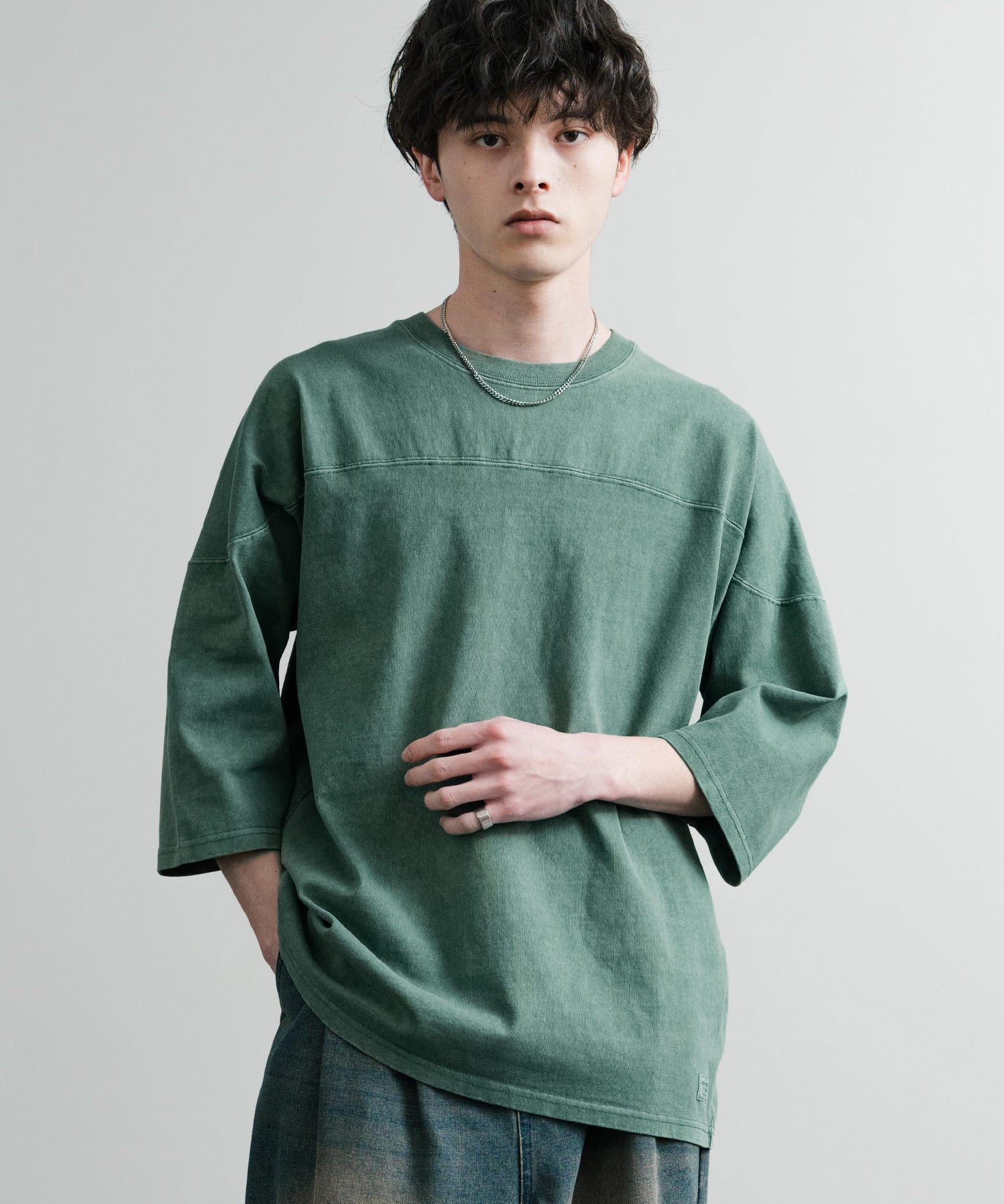 KRIFF MAYER クリフメイヤー オーバーサイズ ヘビーオンス天竺 ピグメント加工 フットボール七分袖Tシャツ 2435808