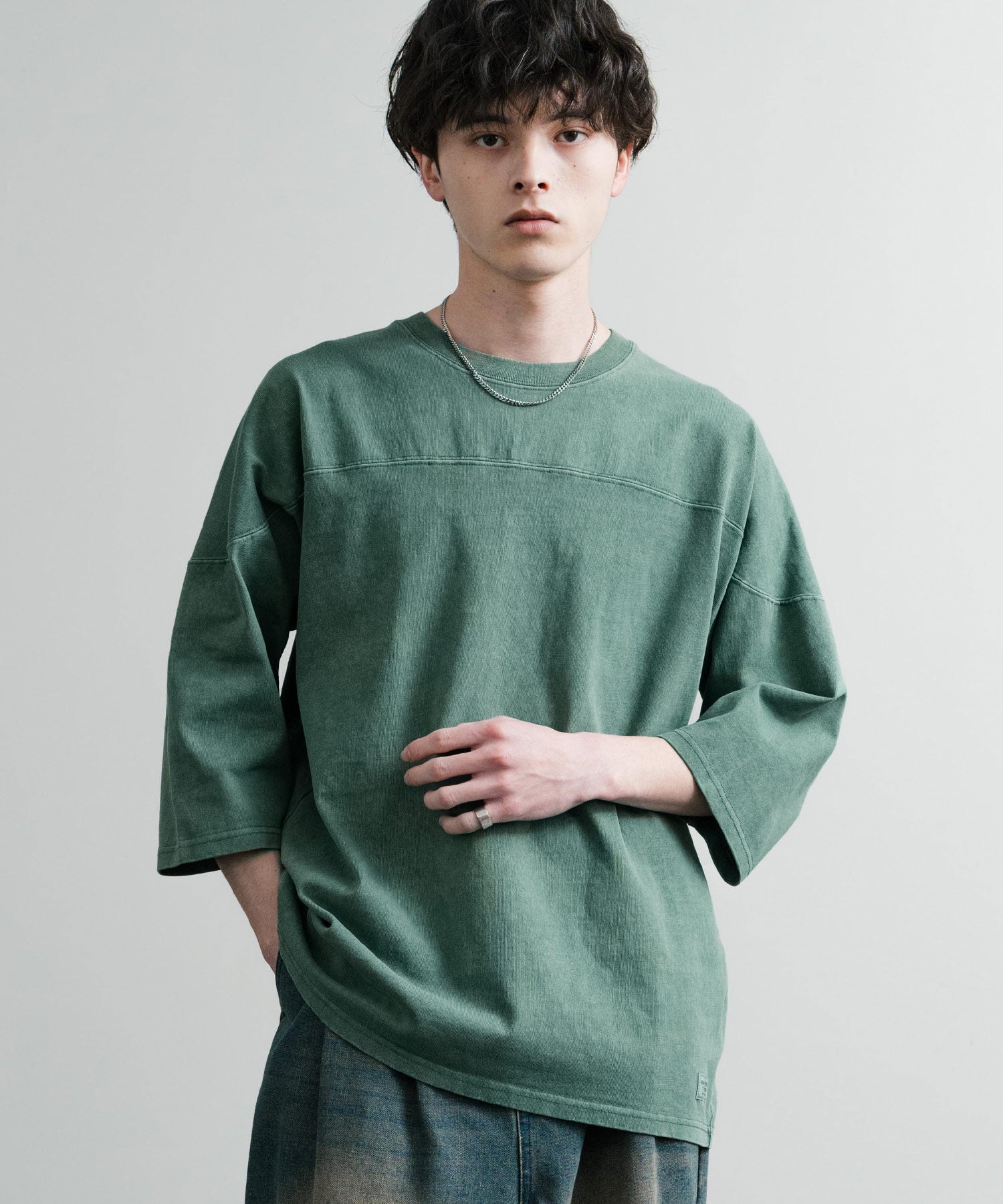 KRIFF MAYER クリフメイヤー オーバーサイズ ヘビーオンス天竺 ピグメント加工 フットボール七分袖Tシャツ 2435808