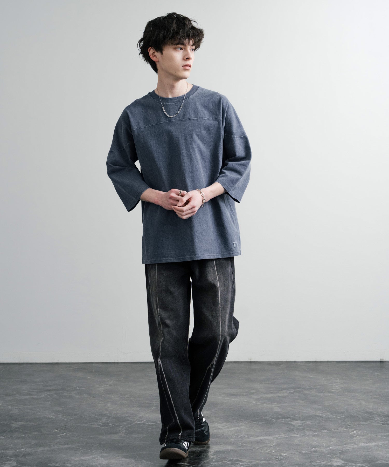 KRIFF MAYER クリフメイヤー オーバーサイズ ヘビーオンス天竺 ピグメント加工 フットボール七分袖Tシャツ 2435808