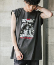 オーバーサイズ ピグメントライクグラフィックプリントノースリーブTシャツ