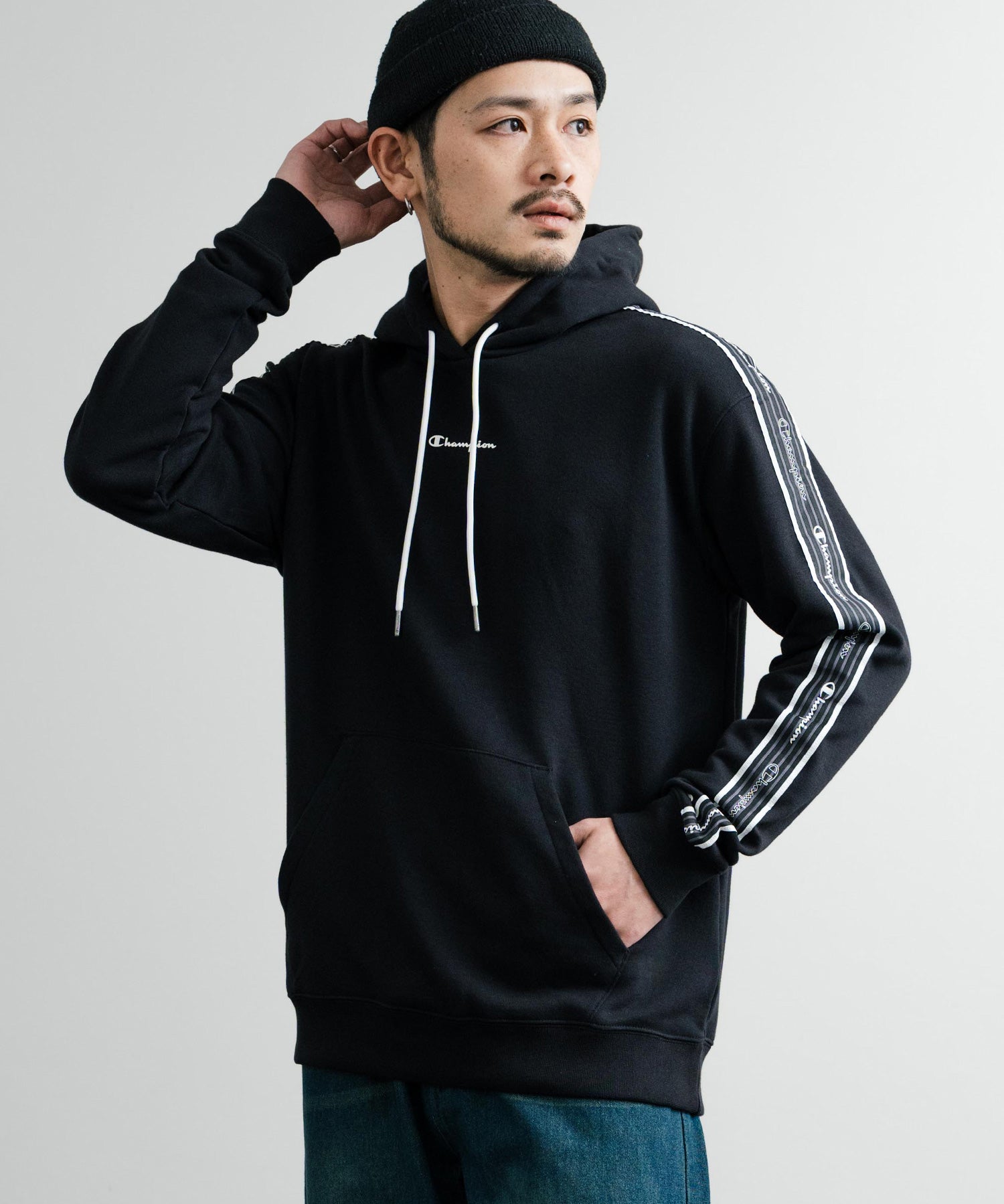 Champion チャンピオン オーバーサイズ袖ラインロゴ裏毛プルオーバーパーカー Mens Hooded Sweatshirt