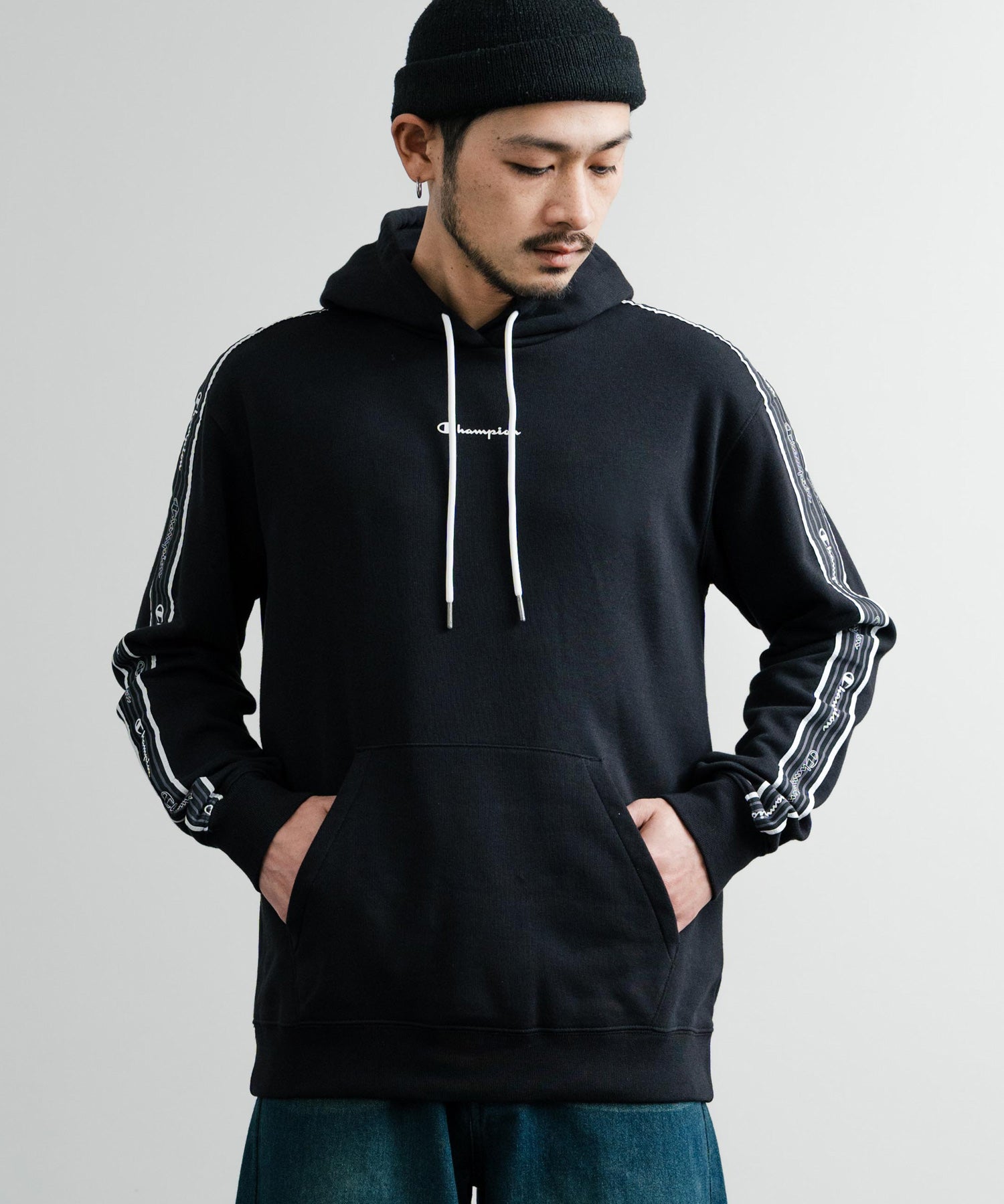 Champion チャンピオン オーバーサイズ袖ラインロゴ裏毛プルオーバーパーカー Mens Hooded Sweatshirt