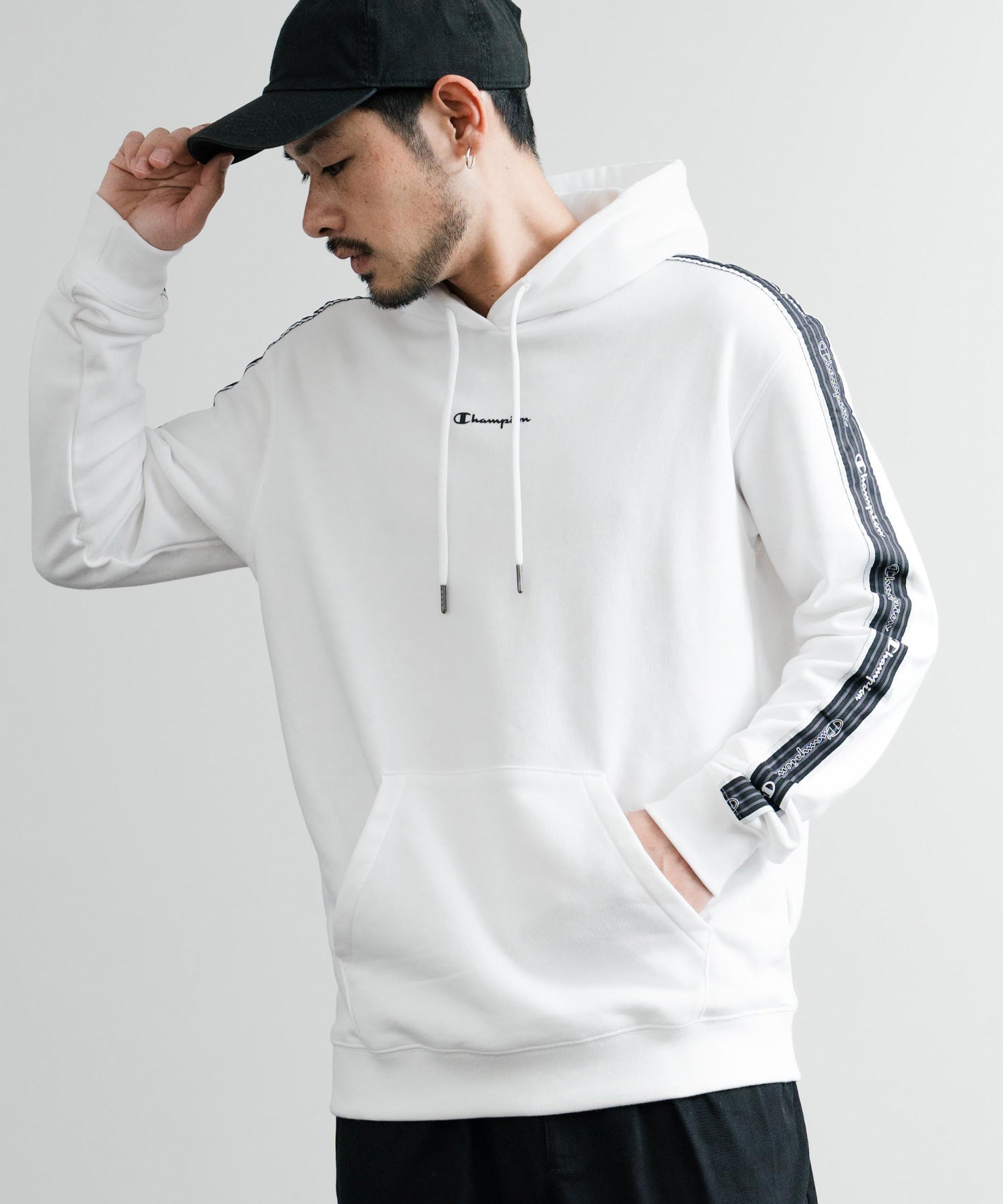 Champion チャンピオン オーバーサイズ袖ラインロゴ裏毛プルオーバーパーカー Mens Hooded Sweatshirt