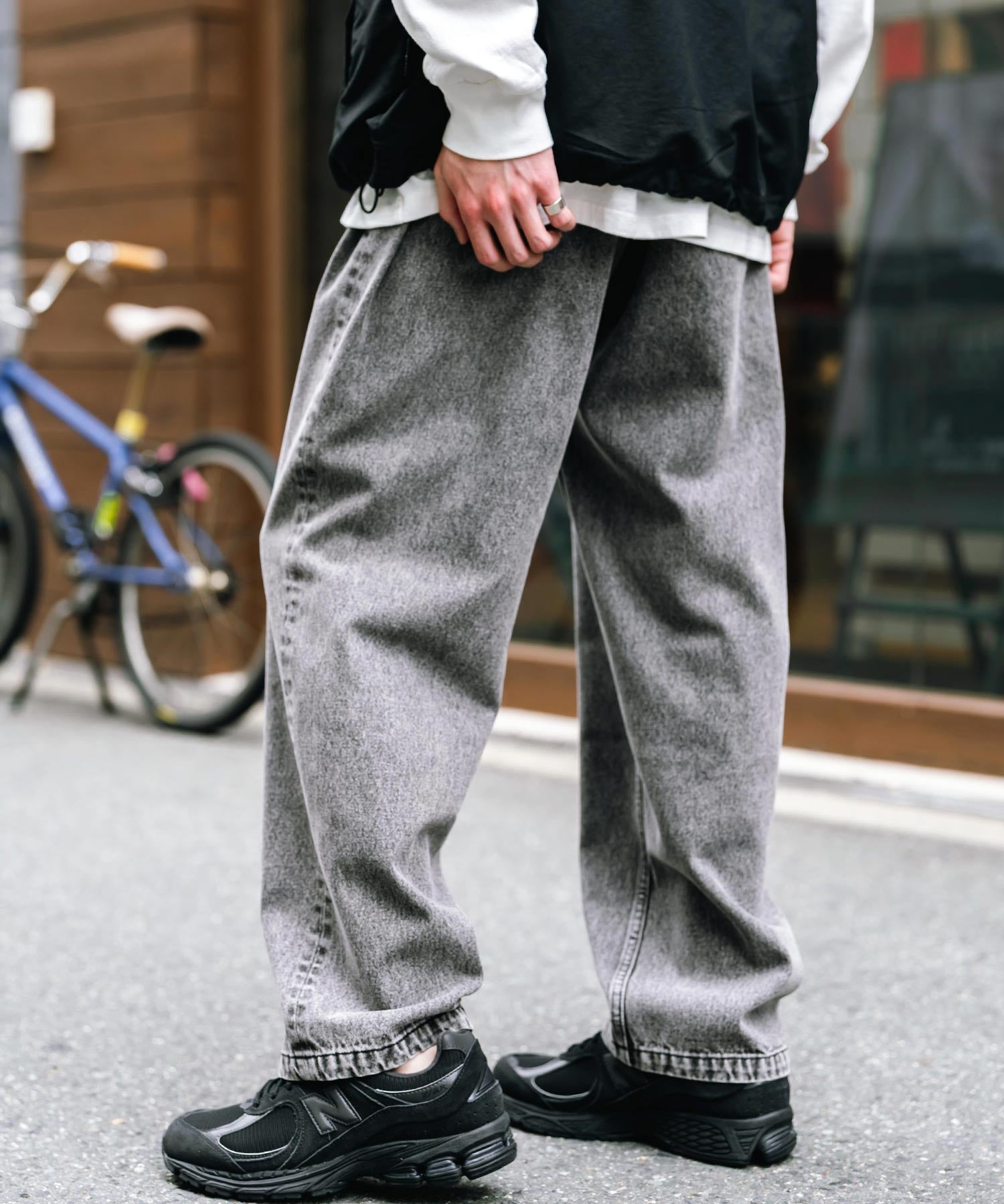 ルーズシルエットワイドデニムパンツ