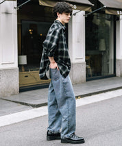ルーズシルエットワイドデニムパンツ