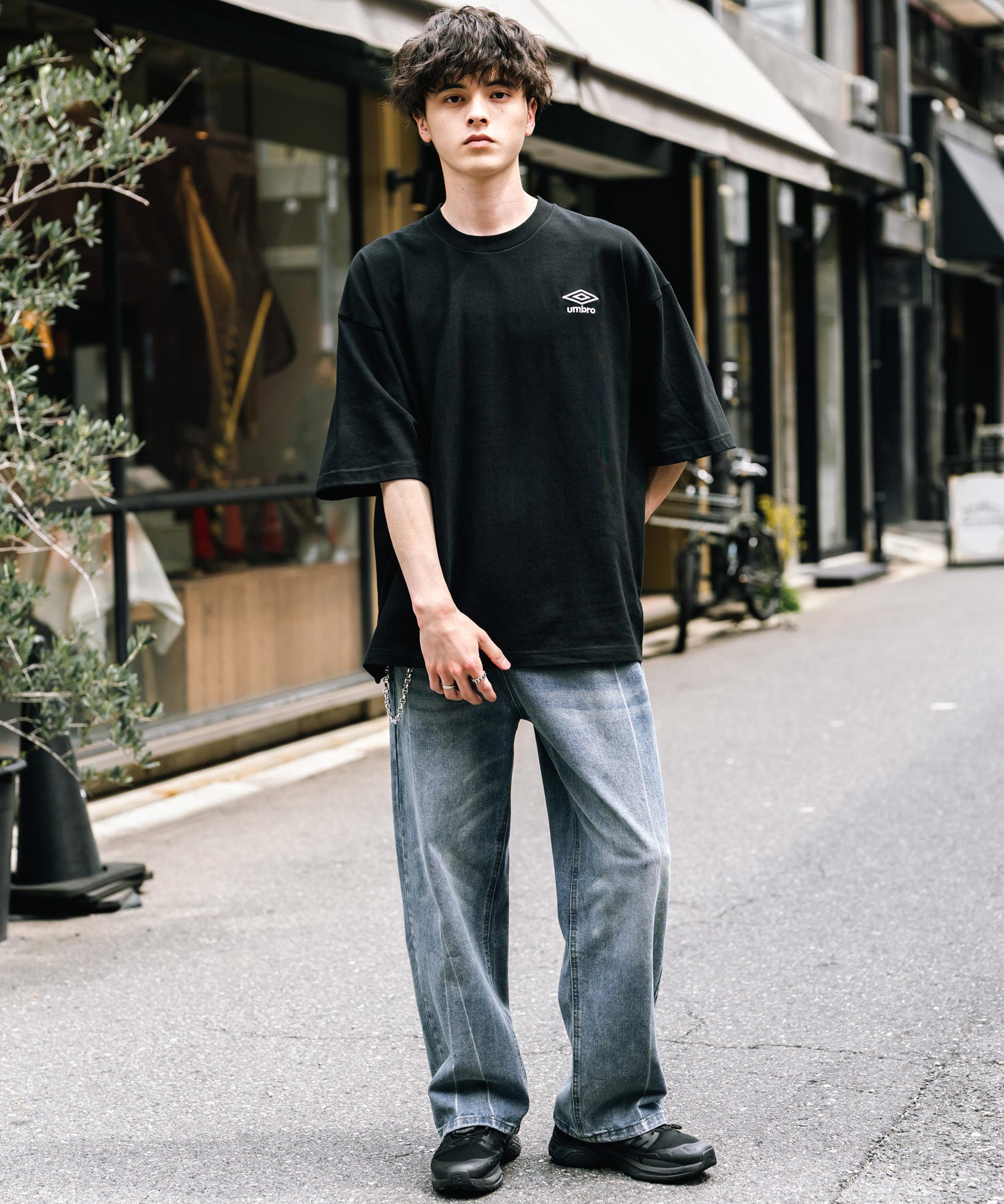 UMBRO アンブロ 別注コラボ オーバーサイズワンポイントロゴ刺繍クルーネック半袖Tシャツ