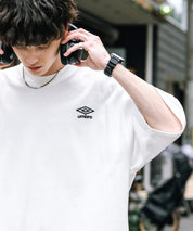 UMBRO アンブロ 別注コラボ オーバーサイズワンポイントロゴ刺繍クルーネック半袖Tシャツ