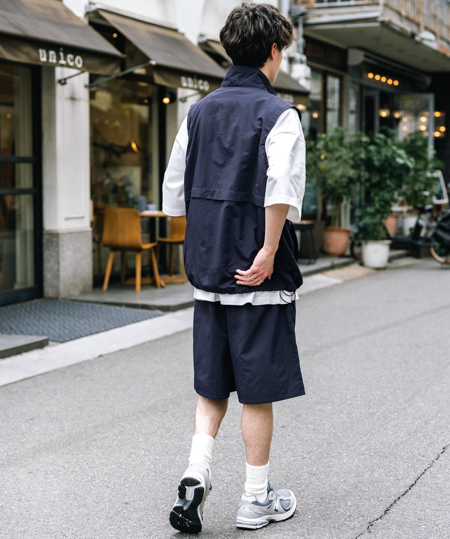 UMBRO アンブロ 別注コラボ ルーズシルエット裏メッシュスタンドネックワンポイントロゴ刺繍ナイロンベスト セットアップ可能