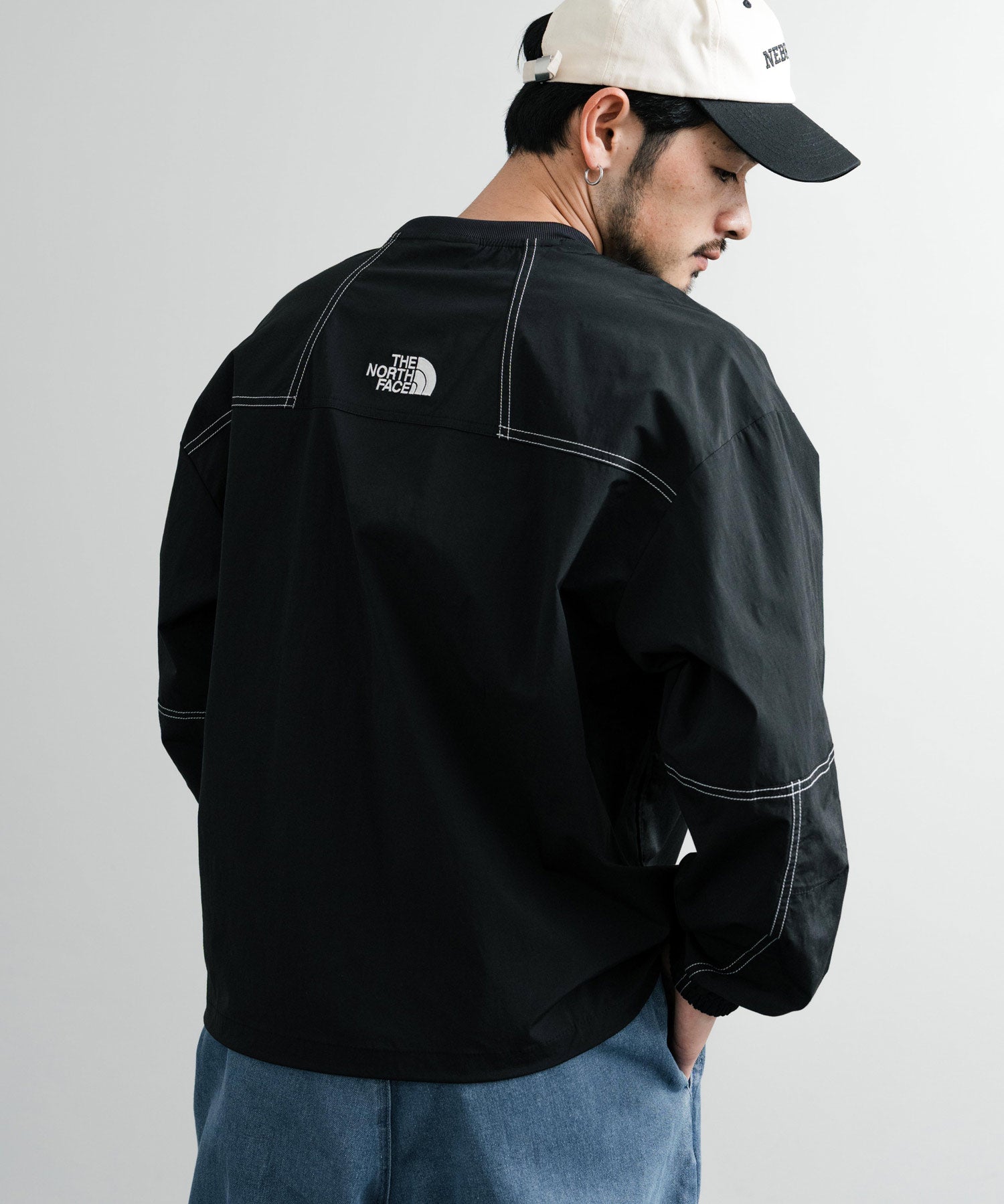 日本未展開モデル THE NORTH FACE ザ・ノースフェイス ALBANY CREWNECK 長袖ナイロンクルーネックプルオーバー 14477