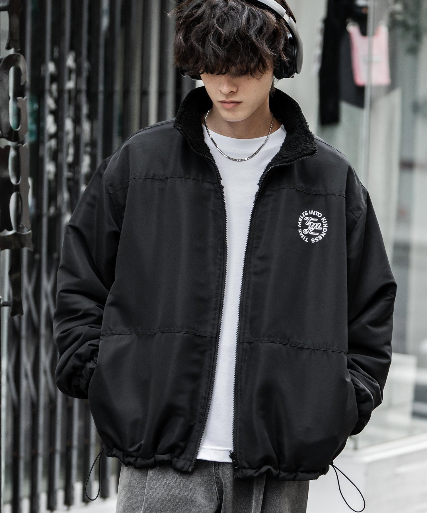 user_03102858　 リバーシブルコーデュロイ 刺繍ブルゾン FREAK'S STORE ブルゾン アウター 限定展開 リラックスフィット バック