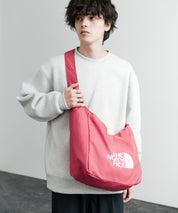 新色追加 日本未展開モデル THE NORTH FACE WHITE LABEL BIG LOGO SHOULDER BAG 韓国限定 ワンポイントロゴショルダーバッグ 14589