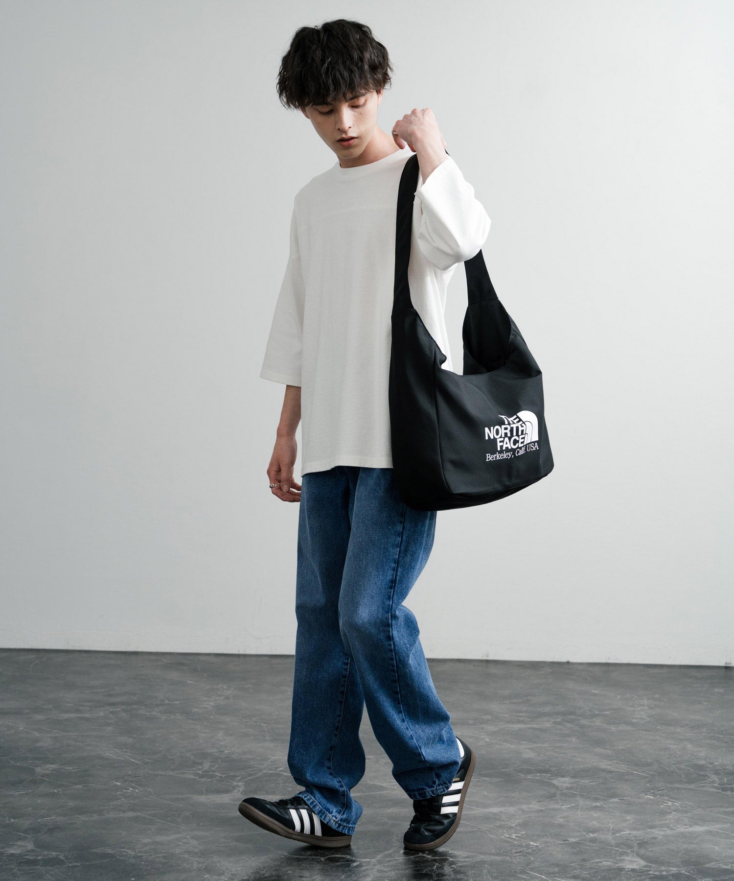 新色追加 日本未展開モデル THE NORTH FACE WHITE LABEL BIG LOGO SHOULDER BAG 韓国限定 ワンポイントロゴショルダーバッグ 14589