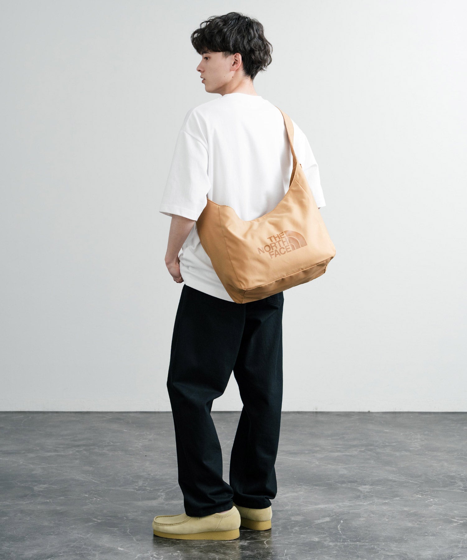 新色追加 日本未展開モデル THE NORTH FACE WHITE LABEL BIG LOGO SHOULDER BAG 韓国限定 ワンポイントロゴショルダーバッグ 14589