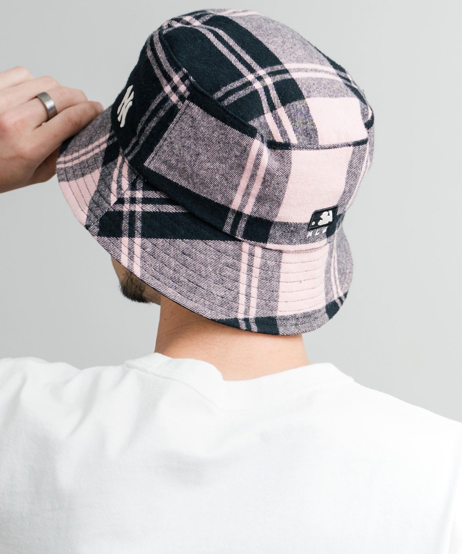 MLB Korea エムエルビーコリア Reversible Bucket Hat ワンポイントロゴ刺繍/チェック柄 リバーシブルバケットハット 14605