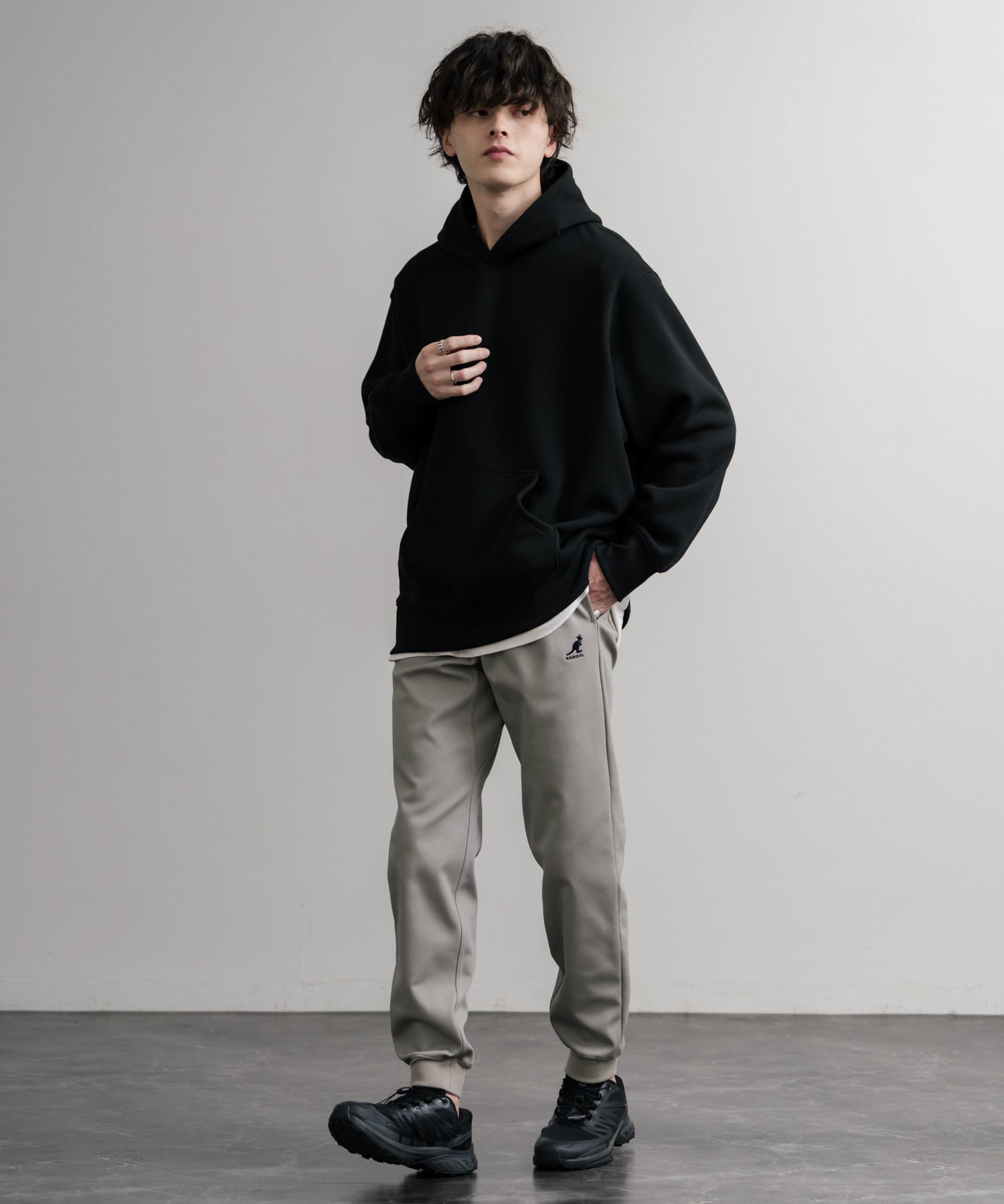 KANGOL カンゴール 別注コラボ蓄熱裏フリースヒートテーパードジョガーイージーパンツ 14622