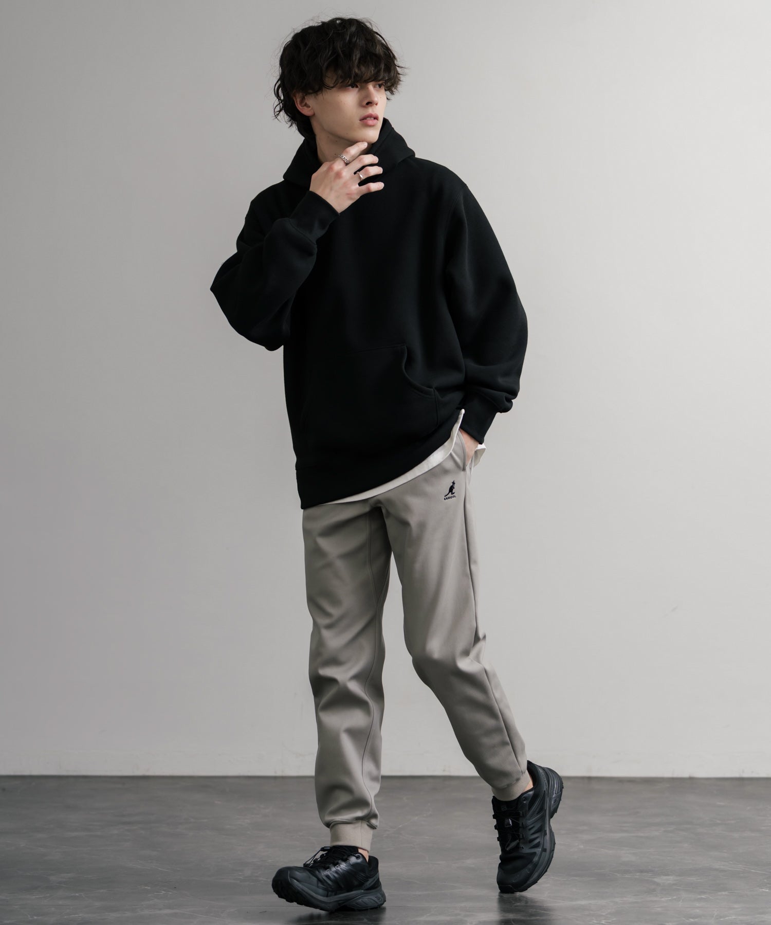 新色追加 KANGOL カンゴール 別注コラボ蓄熱裏フリースヒートテーパードジョガーイージーパンツ 14622